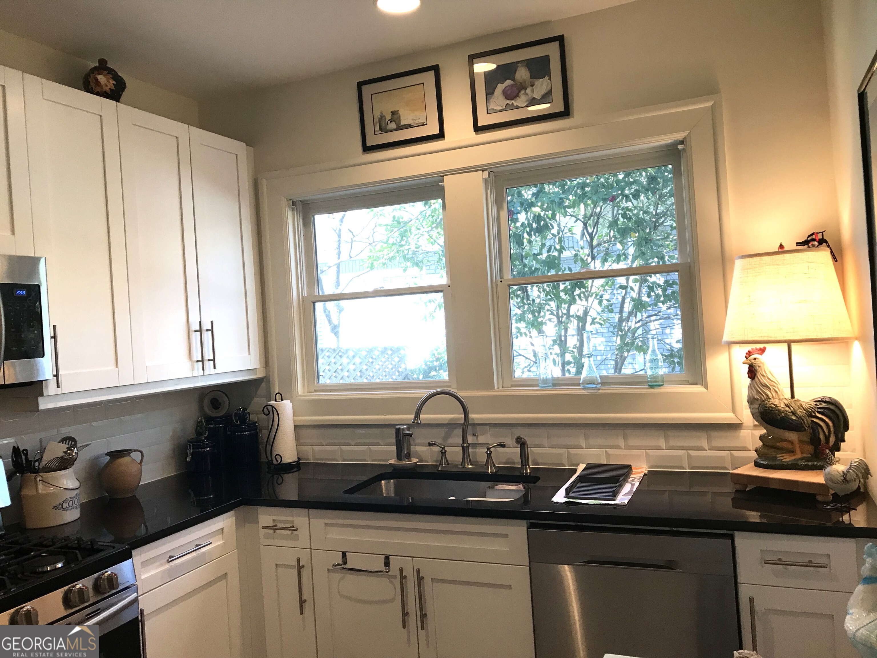 708 Myrtle Street NE