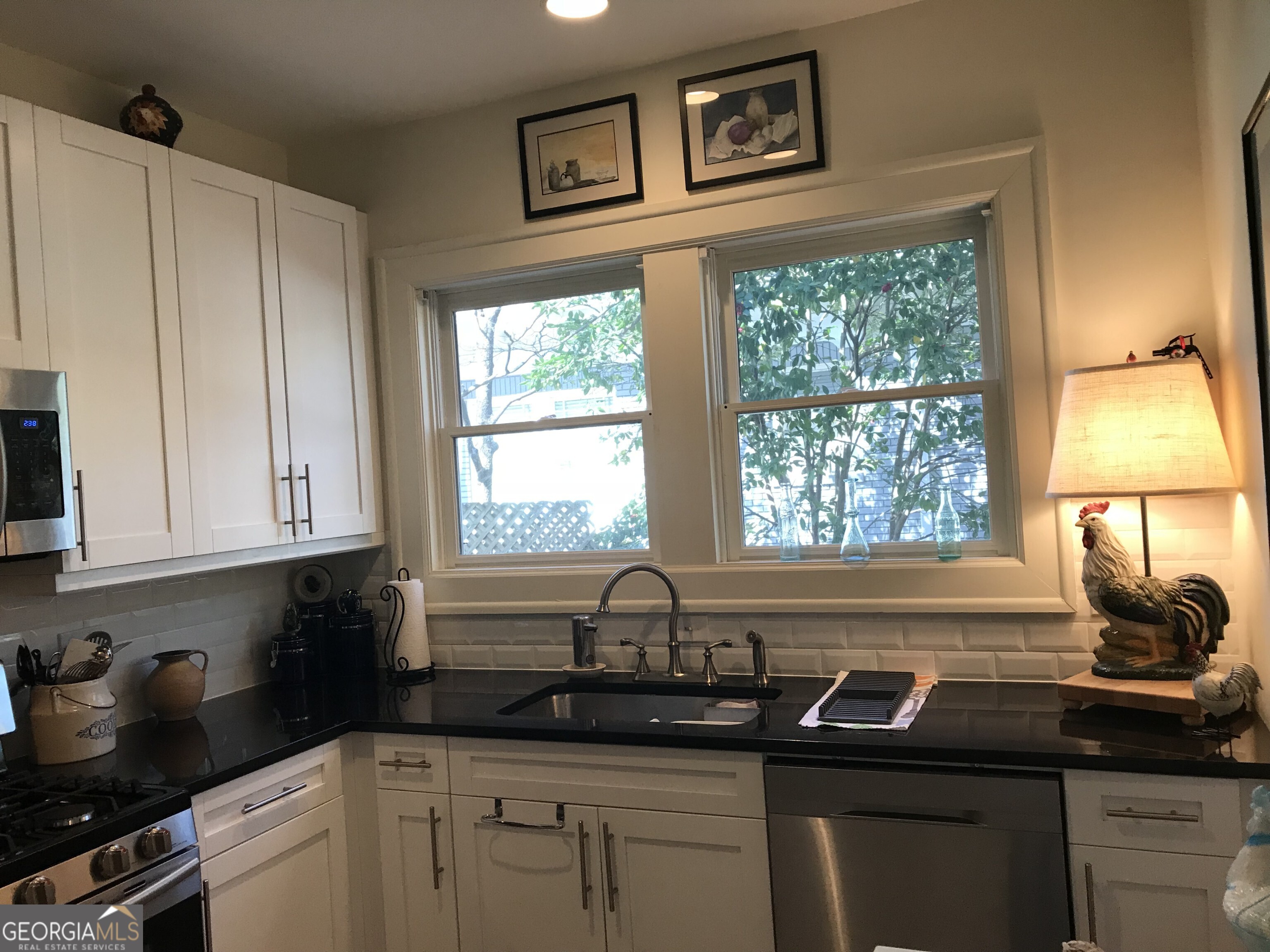 708 Myrtle Street NE