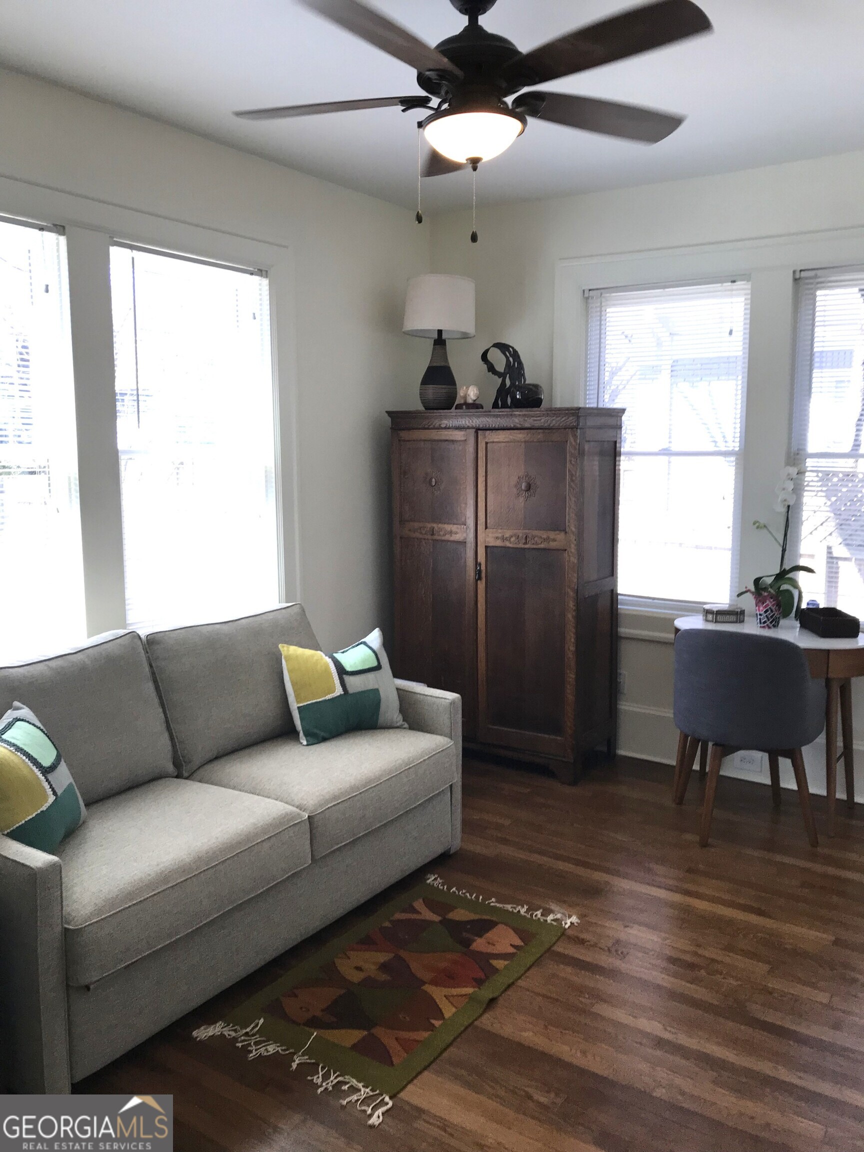 708 Myrtle Street NE