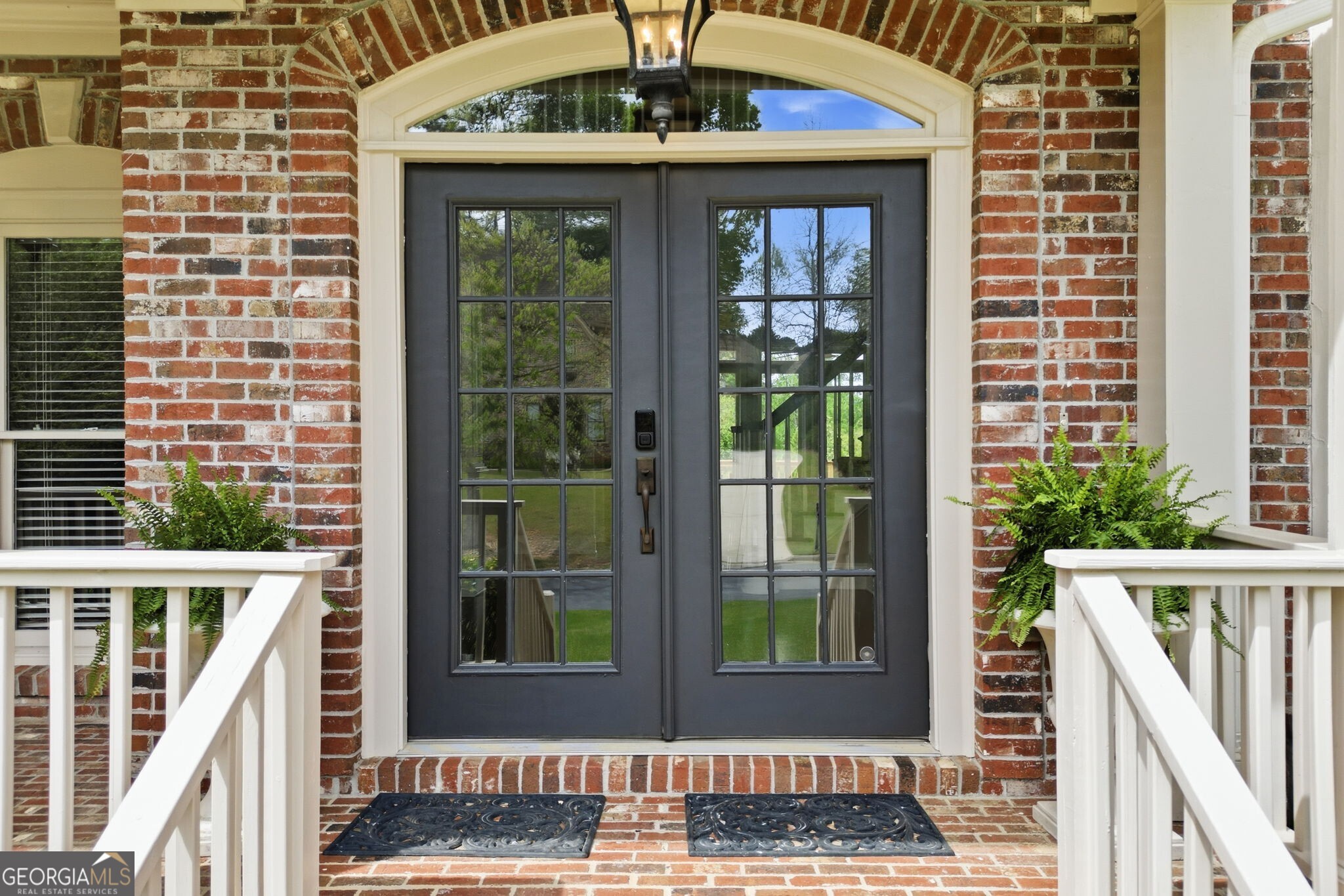 2718 Henderson Summit