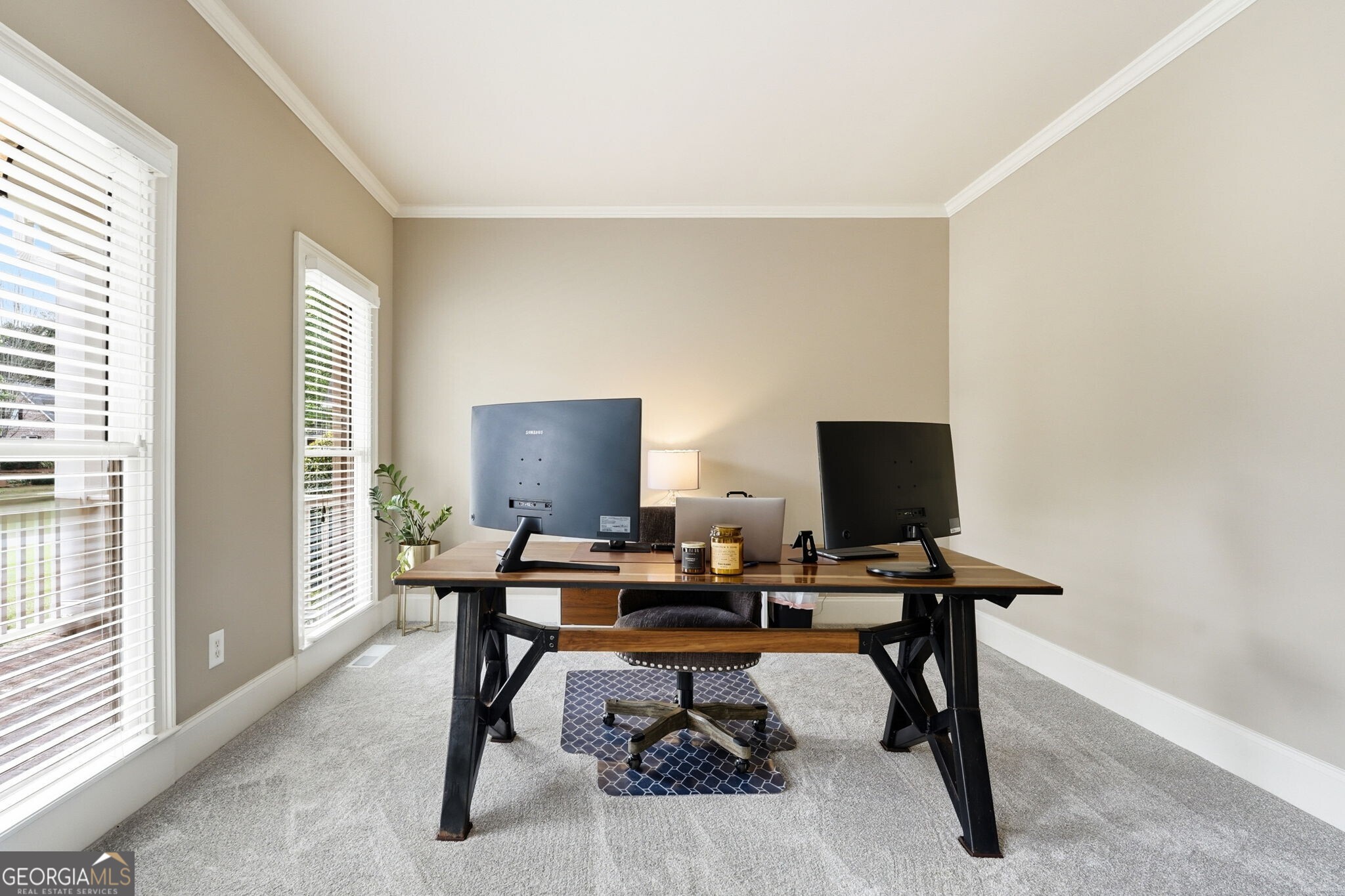 2718 Henderson Summit