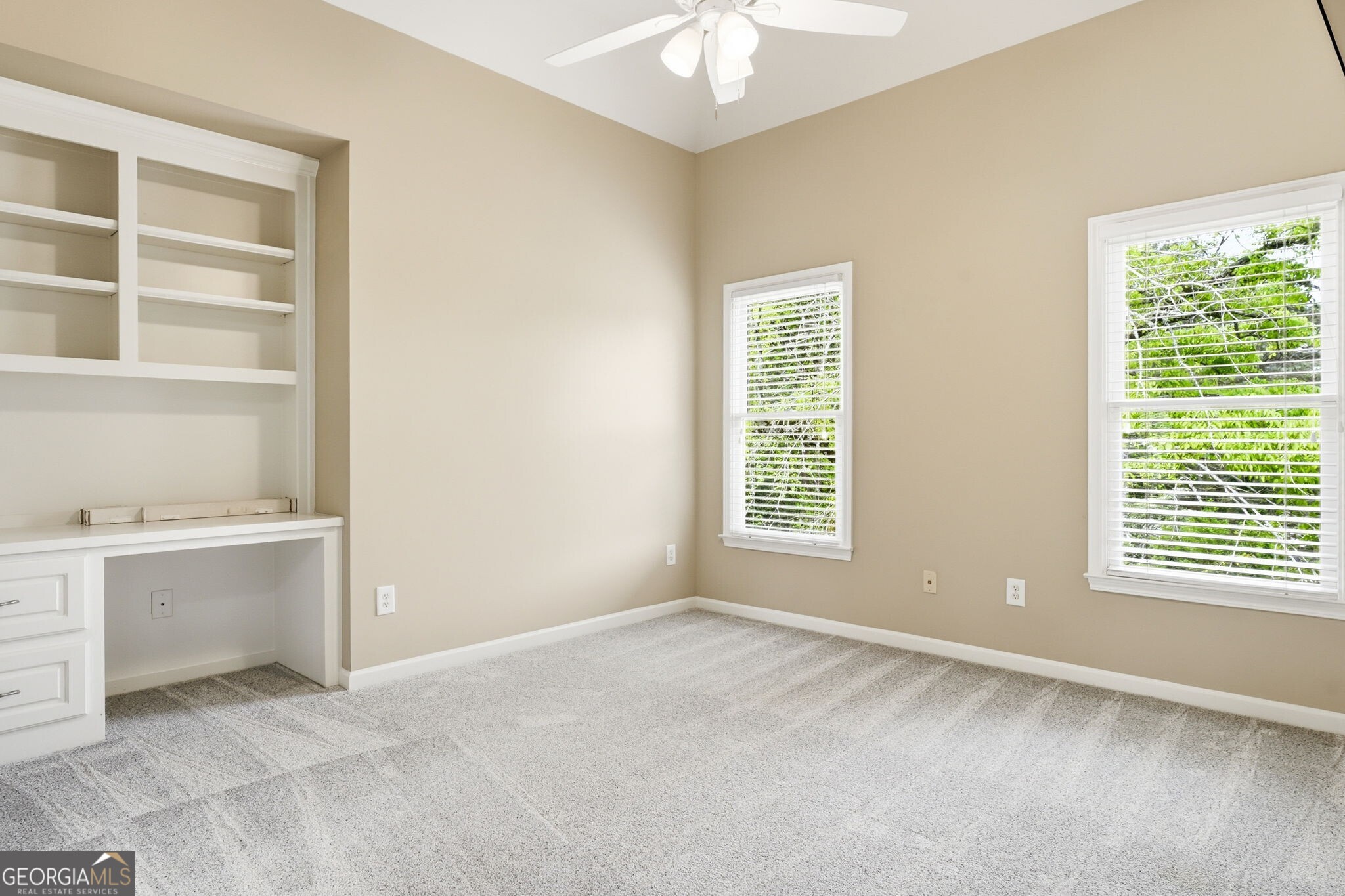 2718 Henderson Summit