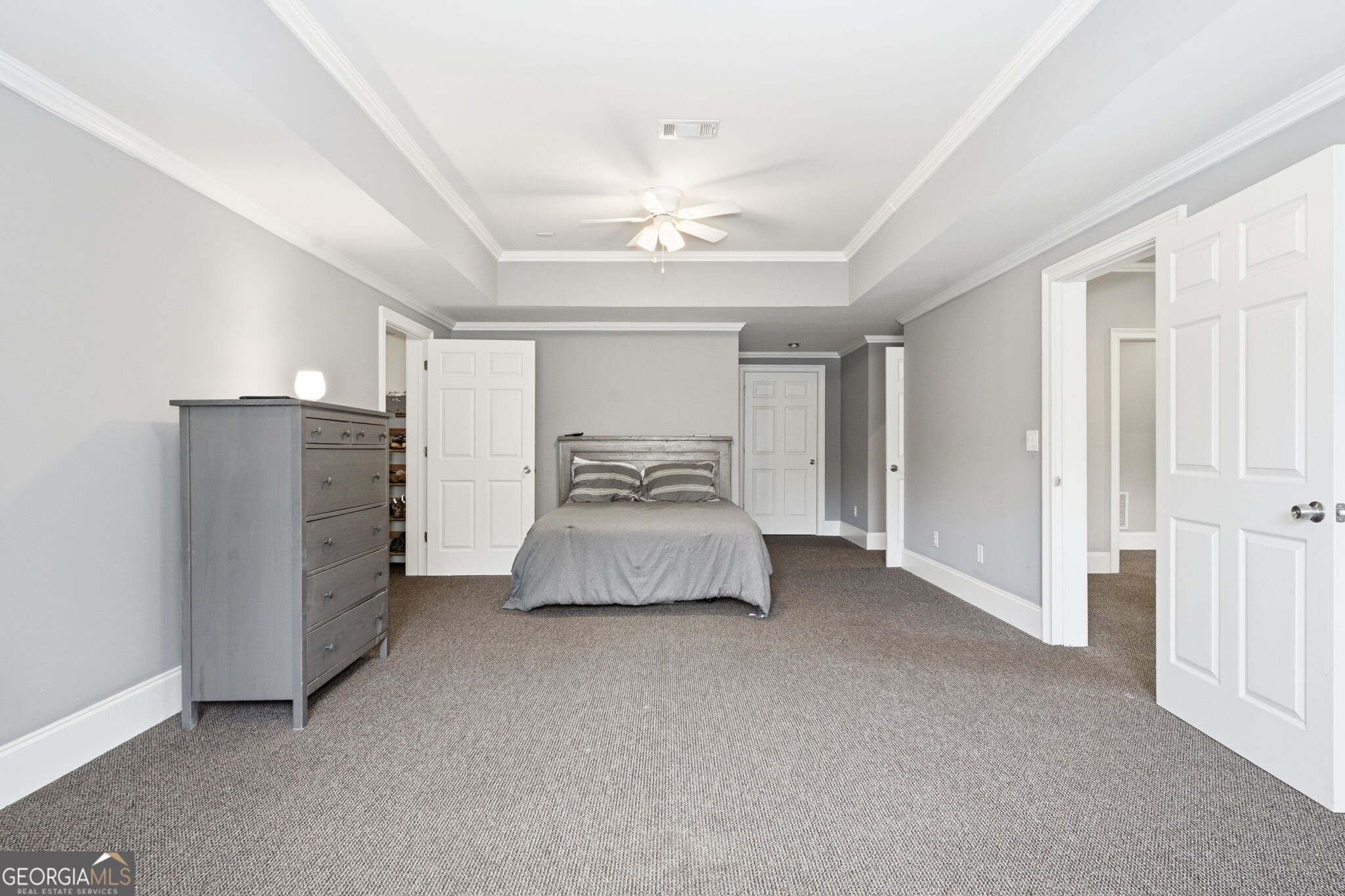 2718 Henderson Summit