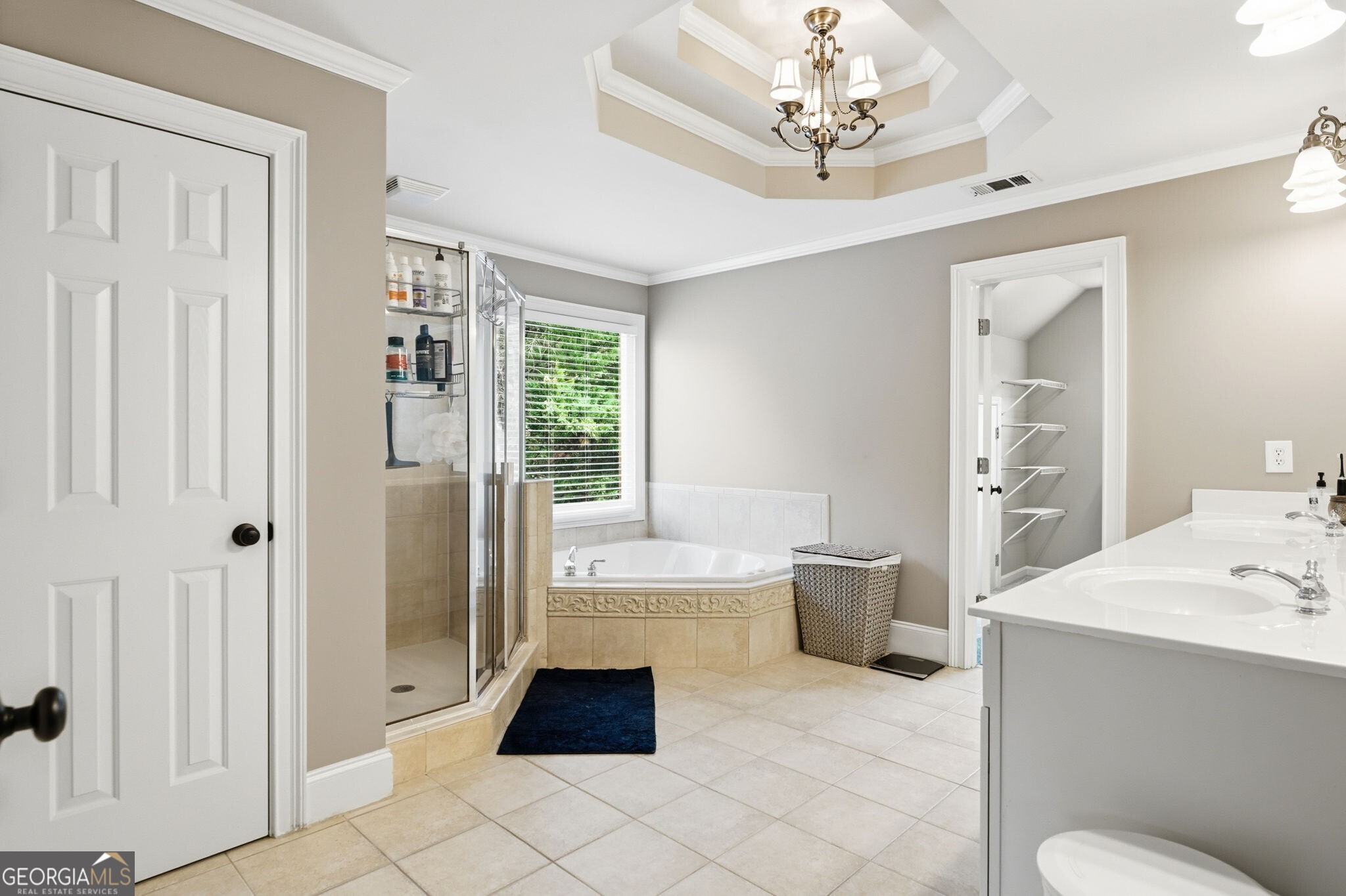 2718 Henderson Summit