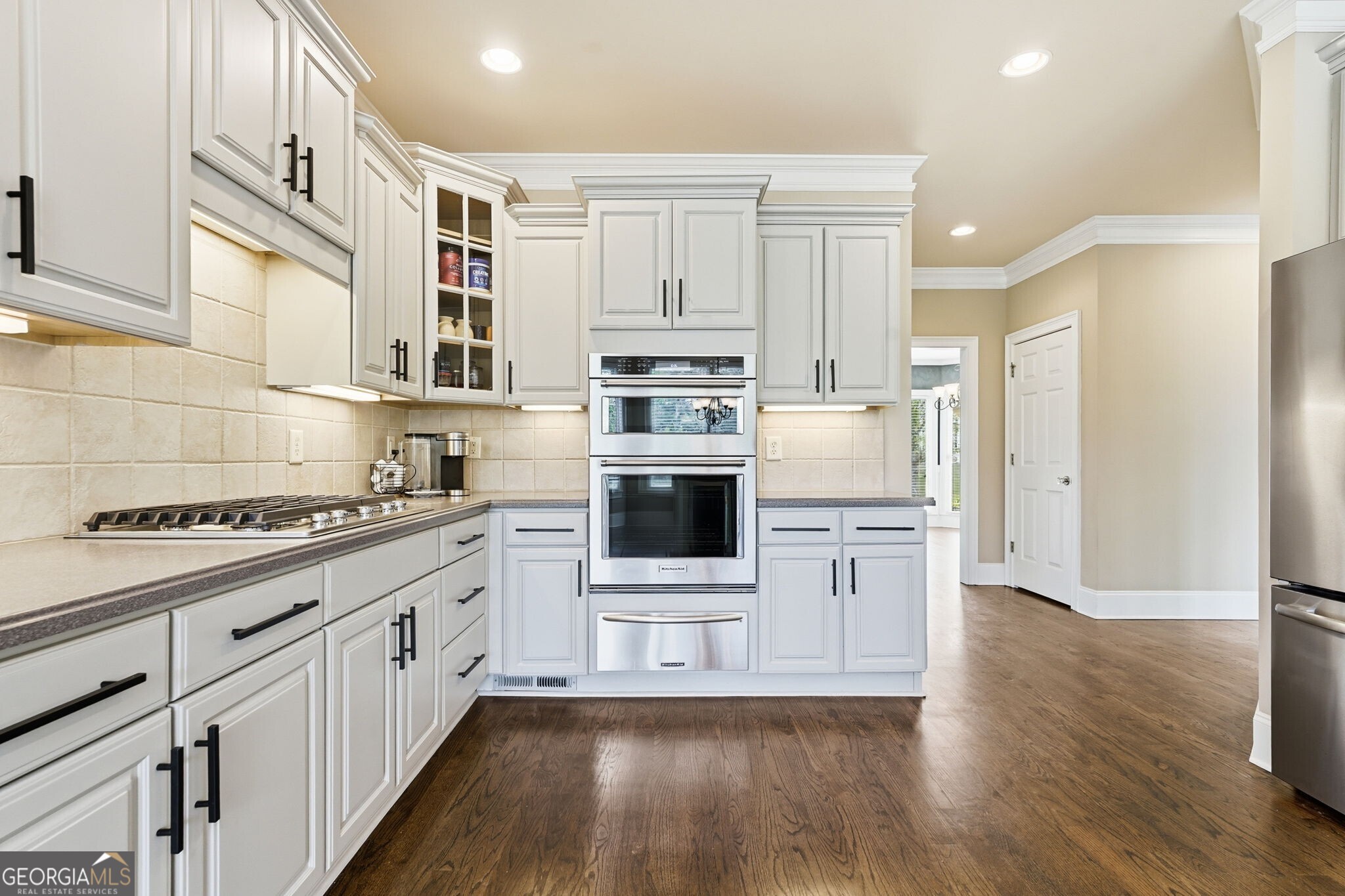 2718 Henderson Summit