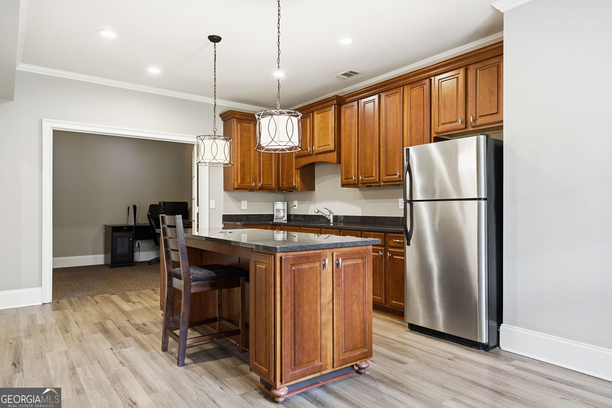 2718 Henderson Summit