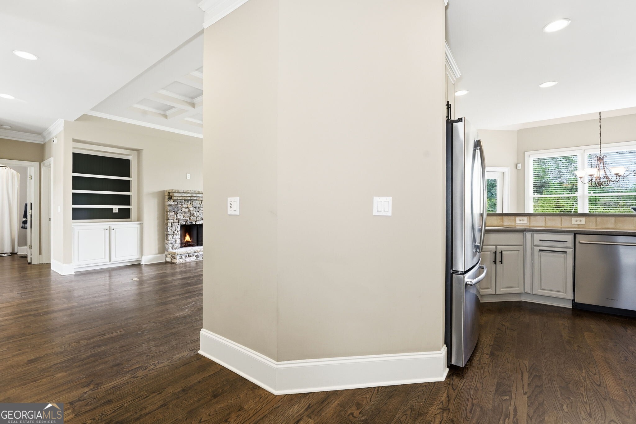 2718 Henderson Summit