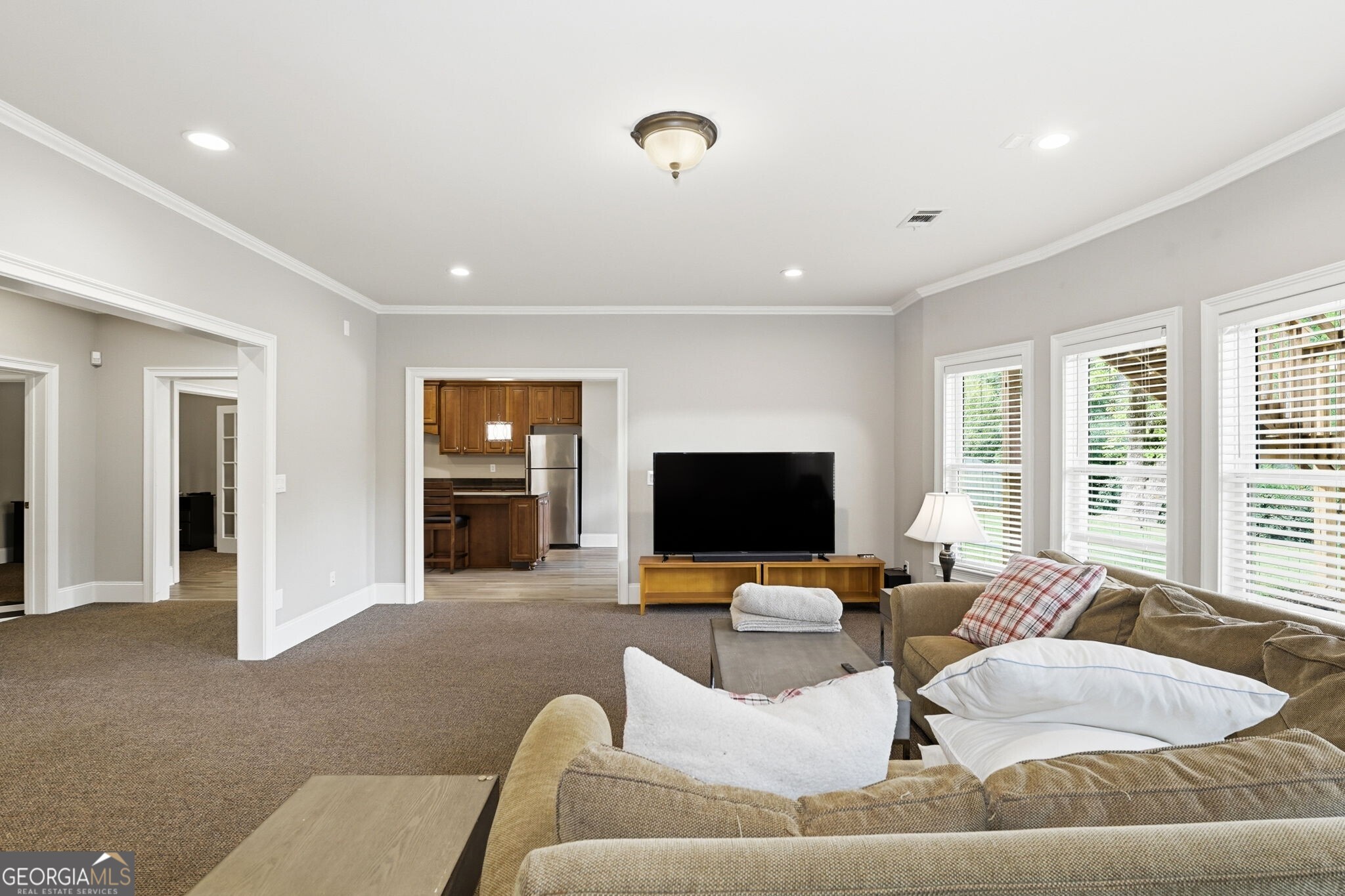 2718 Henderson Summit