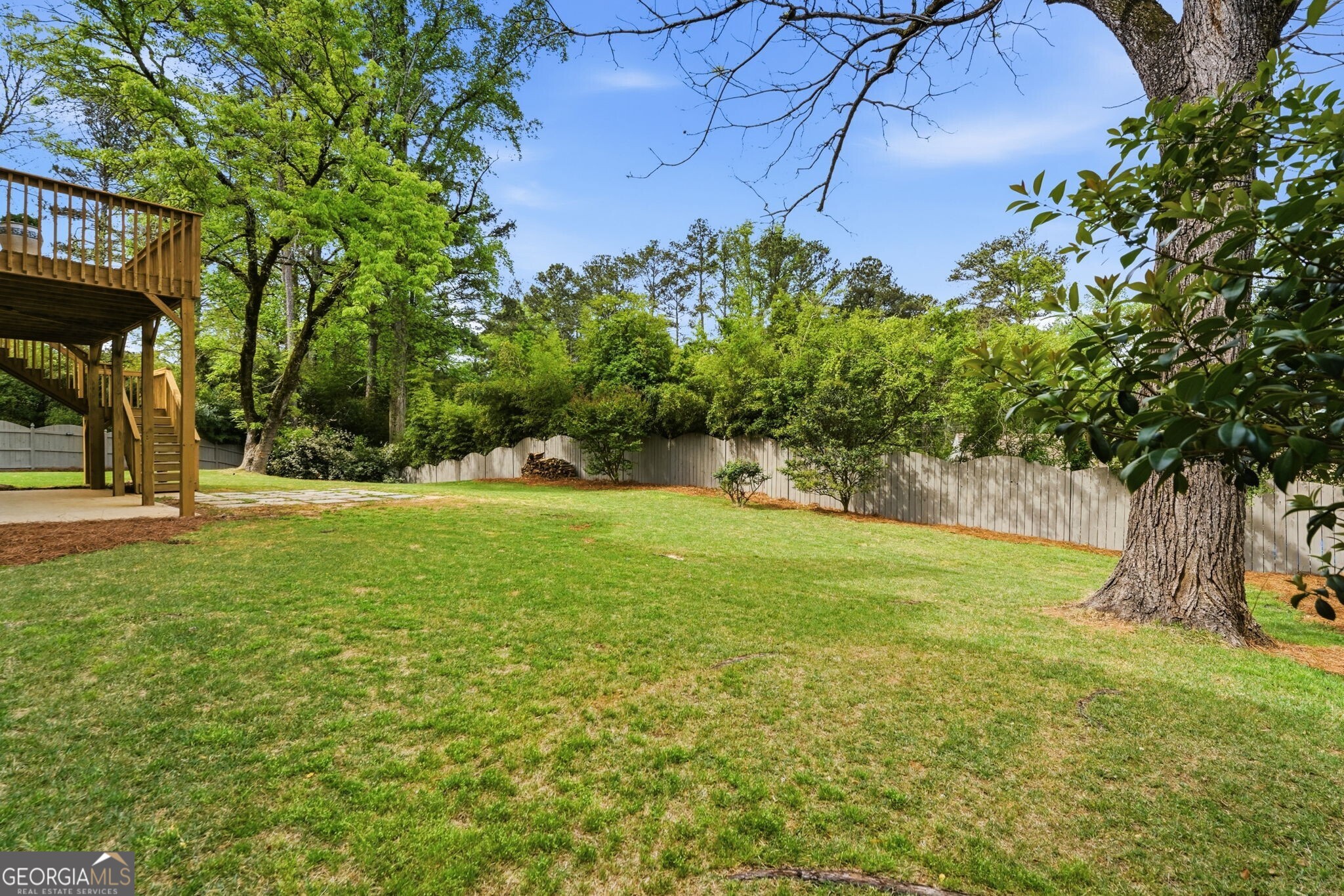 2718 Henderson Summit