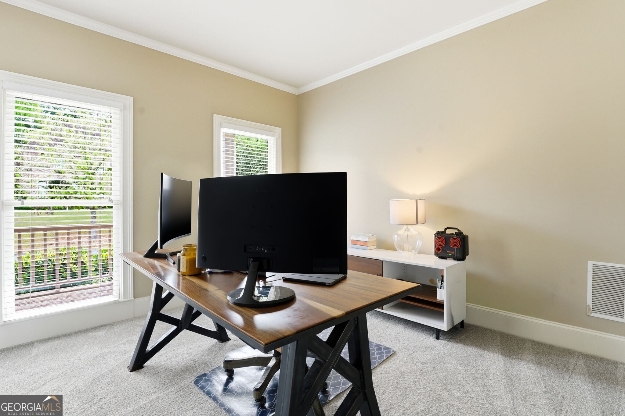 2718 Henderson Summit