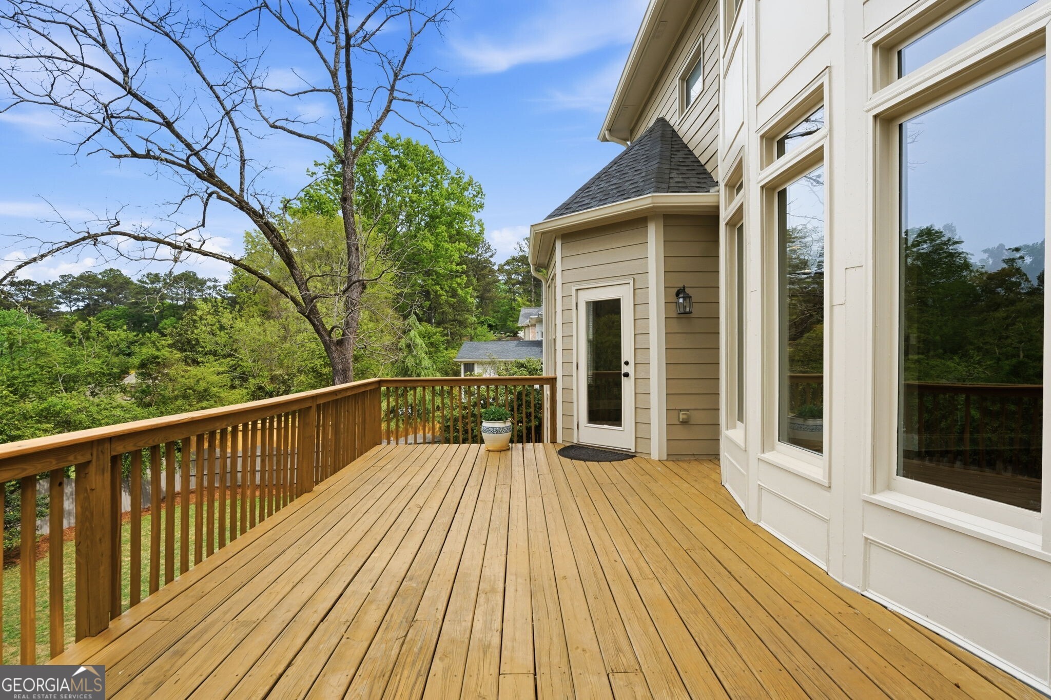 2718 Henderson Summit