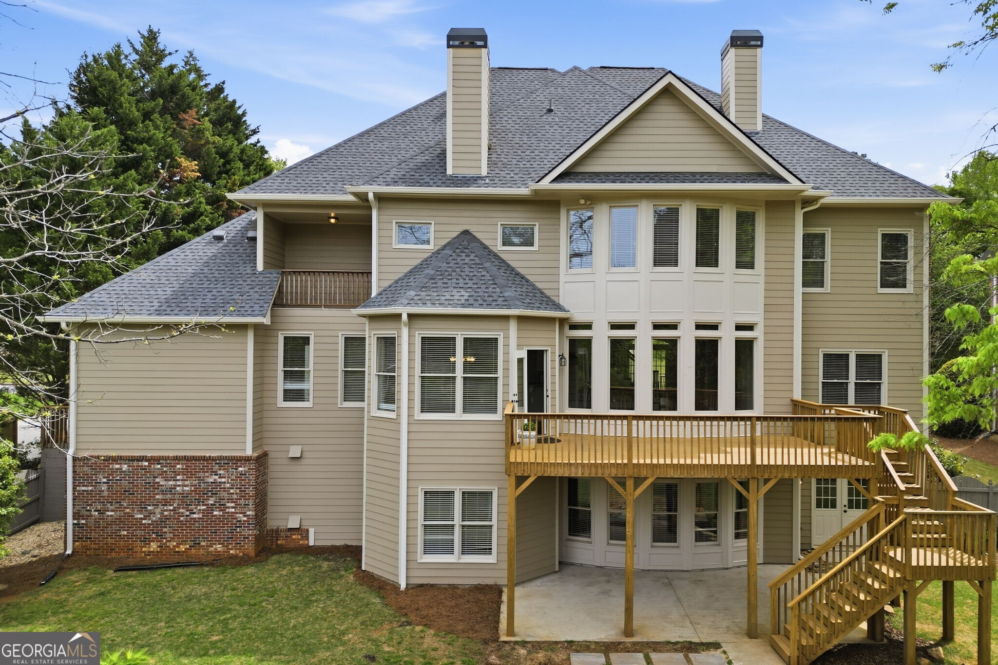 2718 Henderson Summit