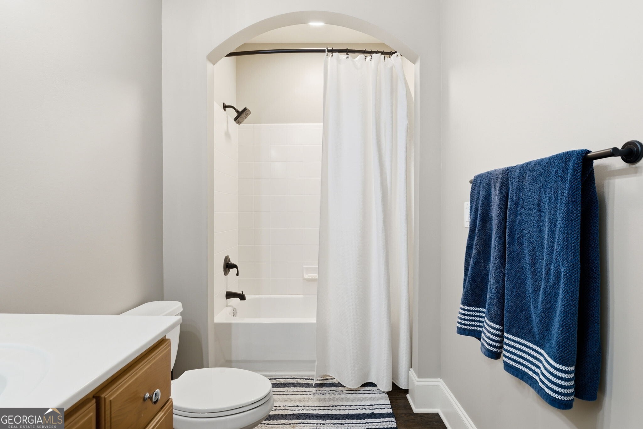 2718 Henderson Summit