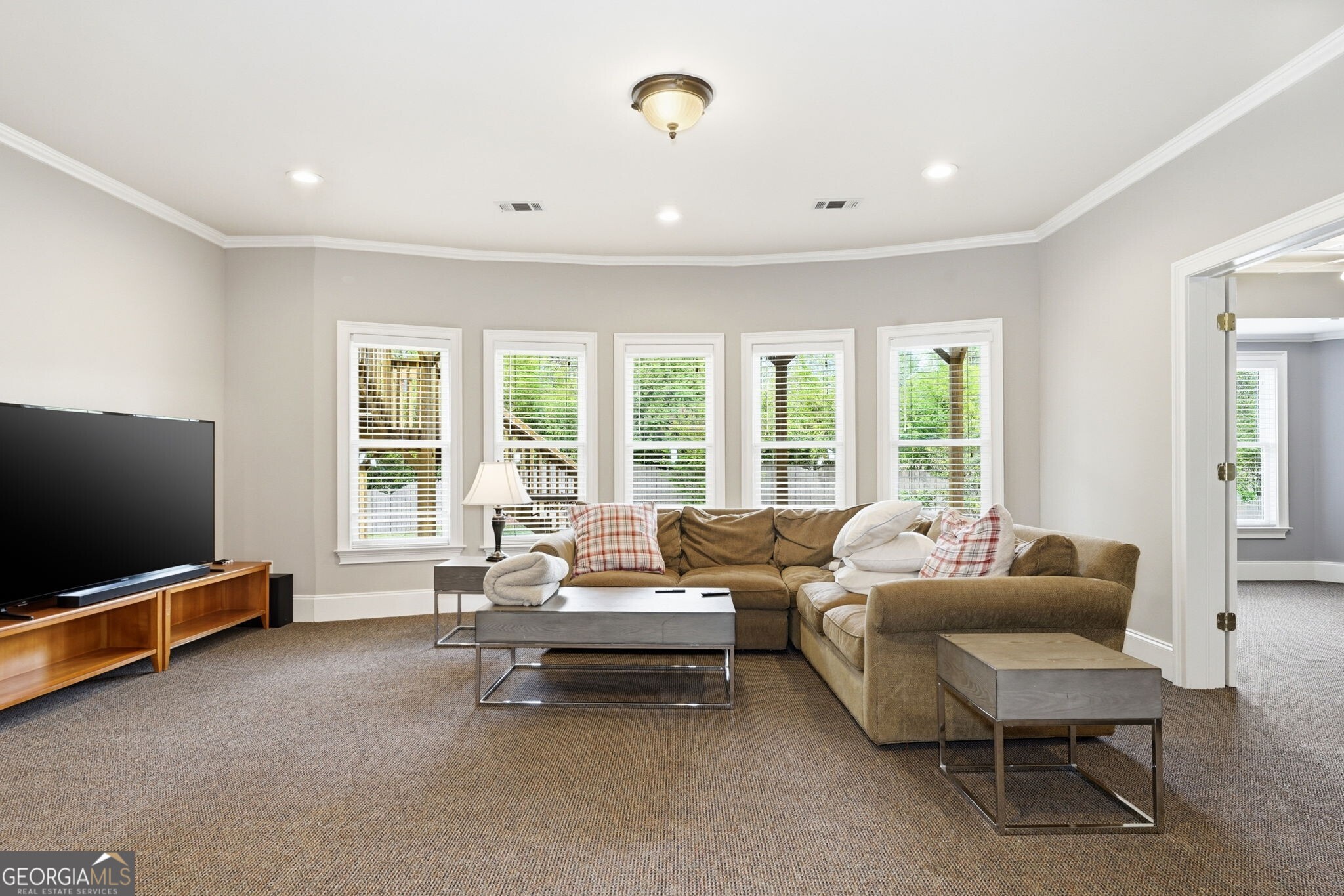 2718 Henderson Summit