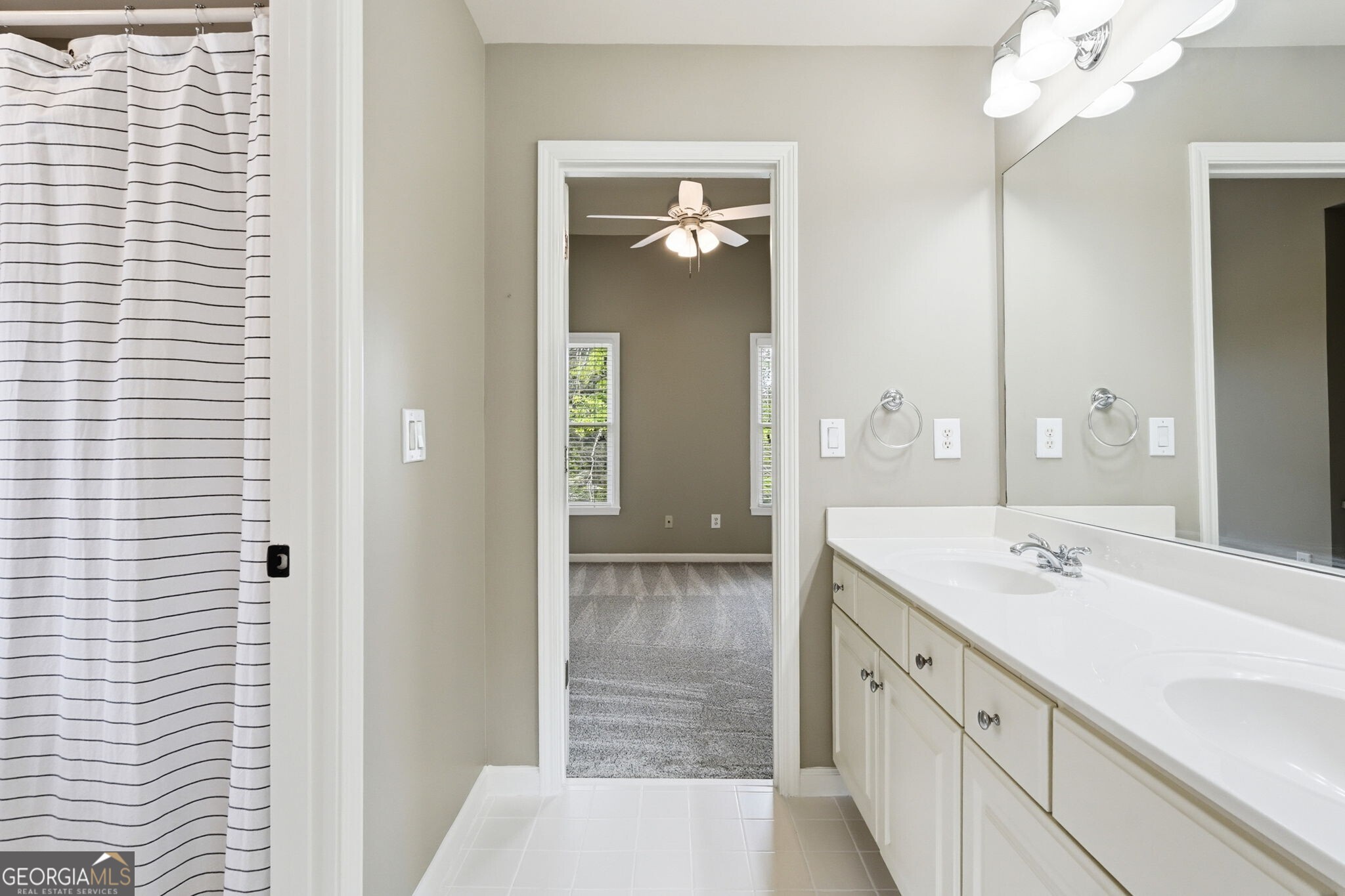 2718 Henderson Summit