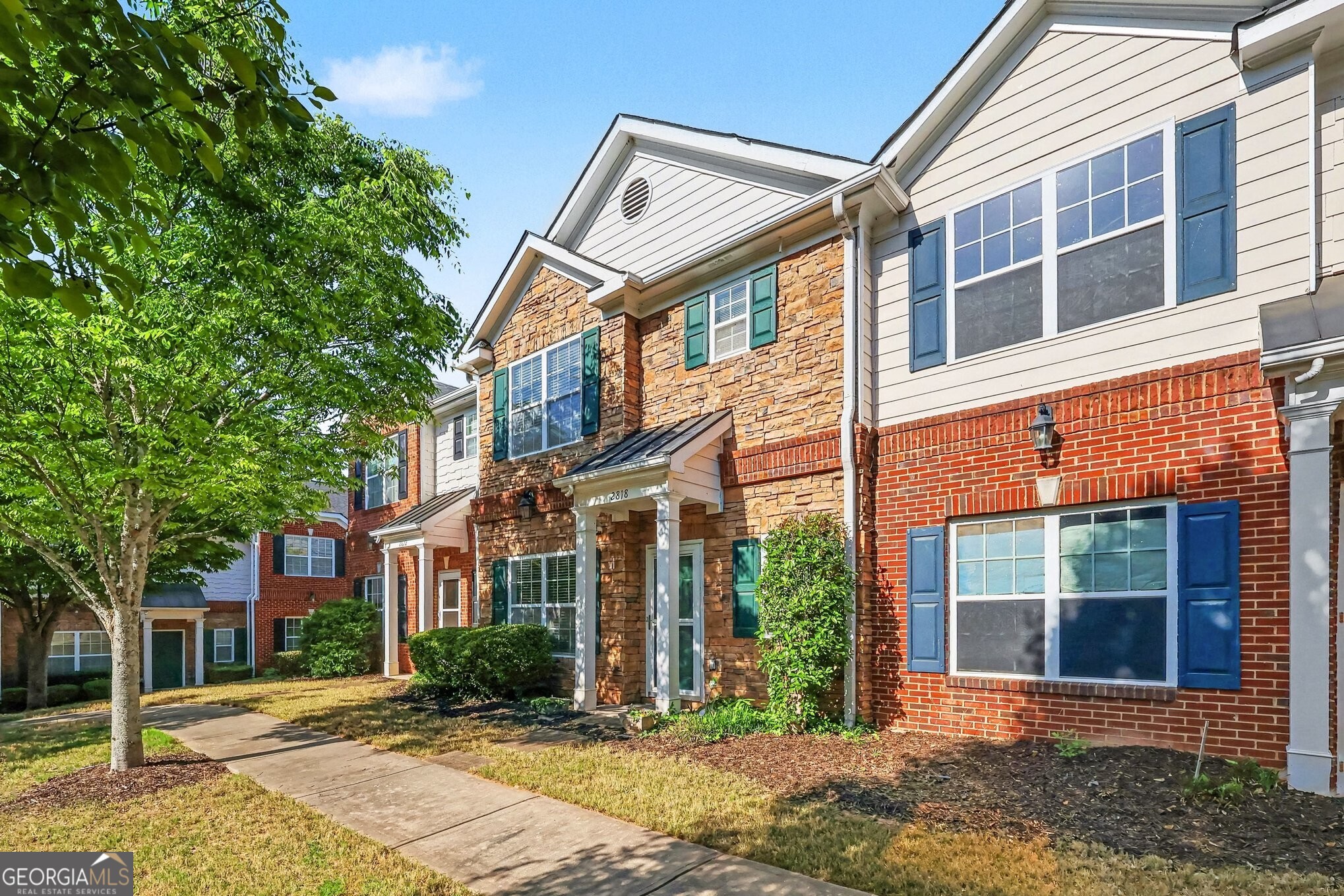 2818 Village Trace