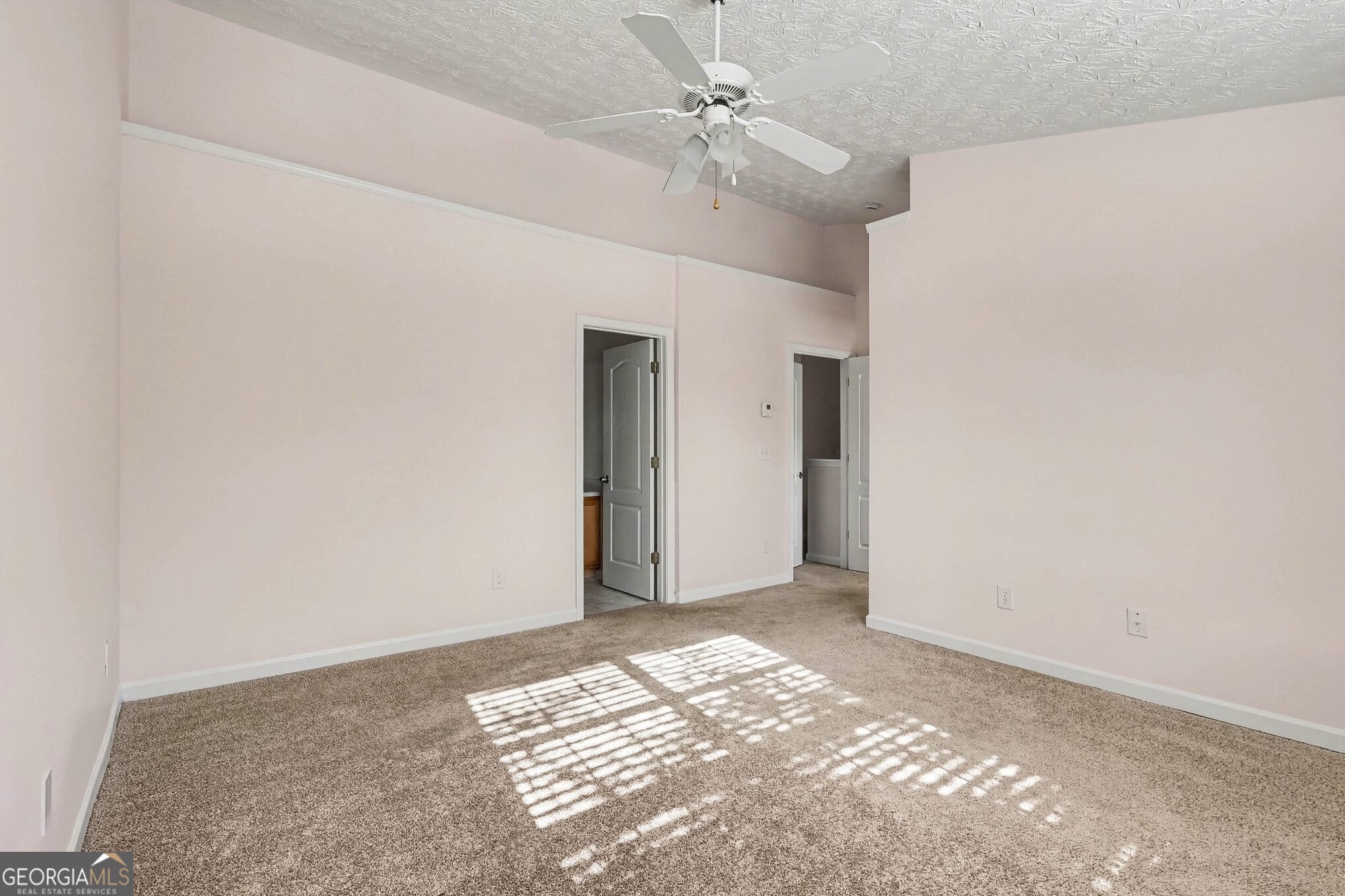 2818 Village Trace