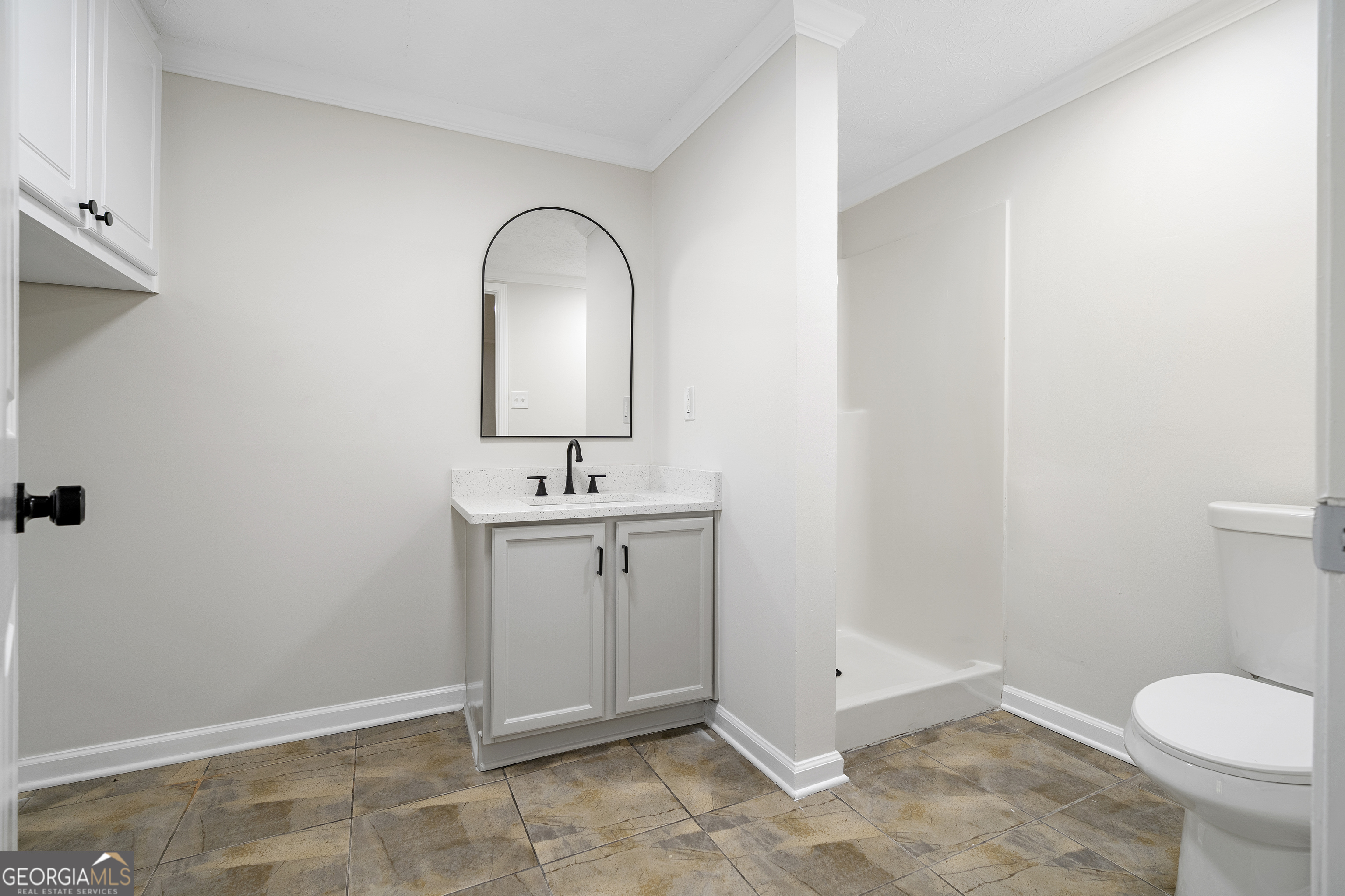 870 Long Branch Circle