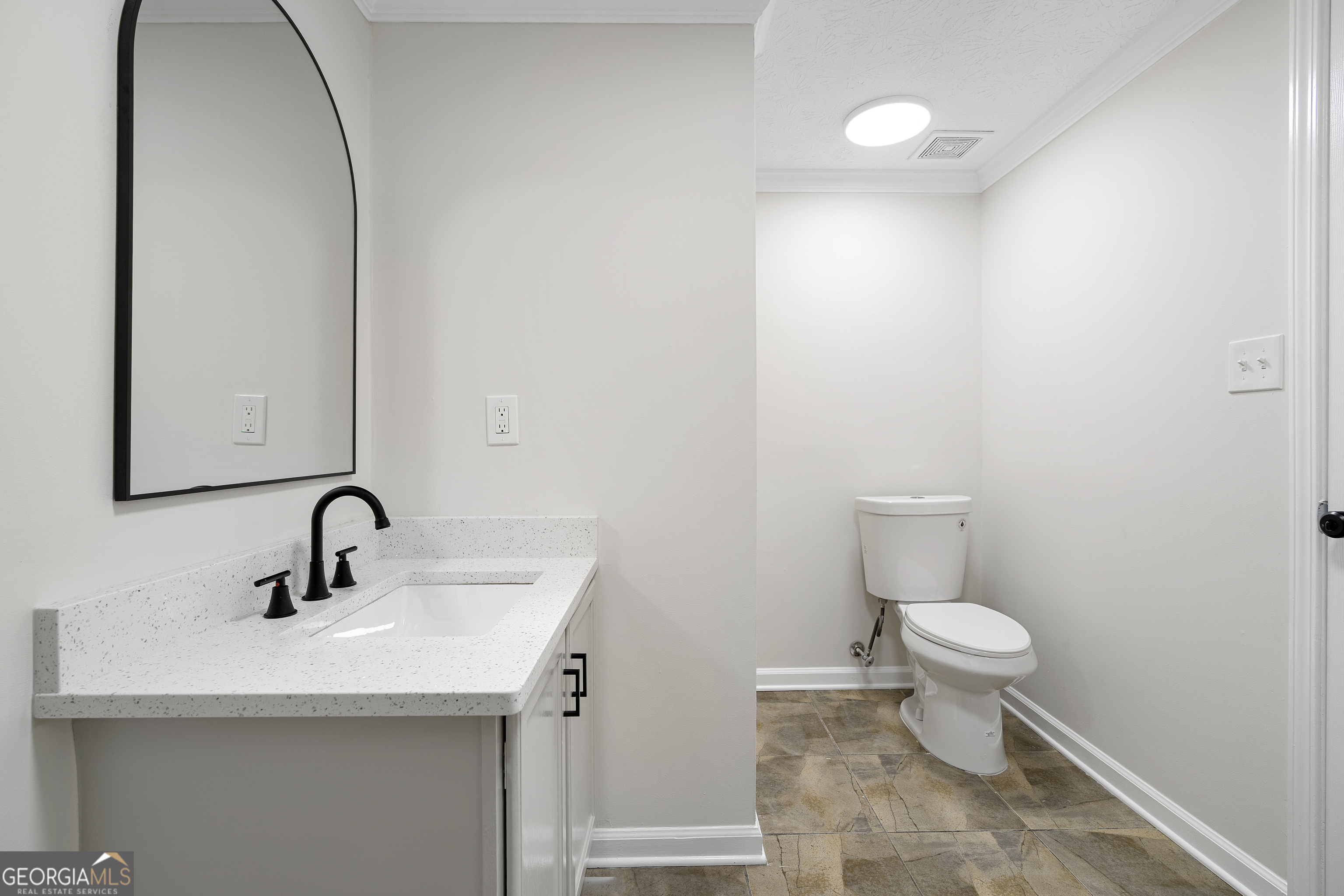 870 Long Branch Circle