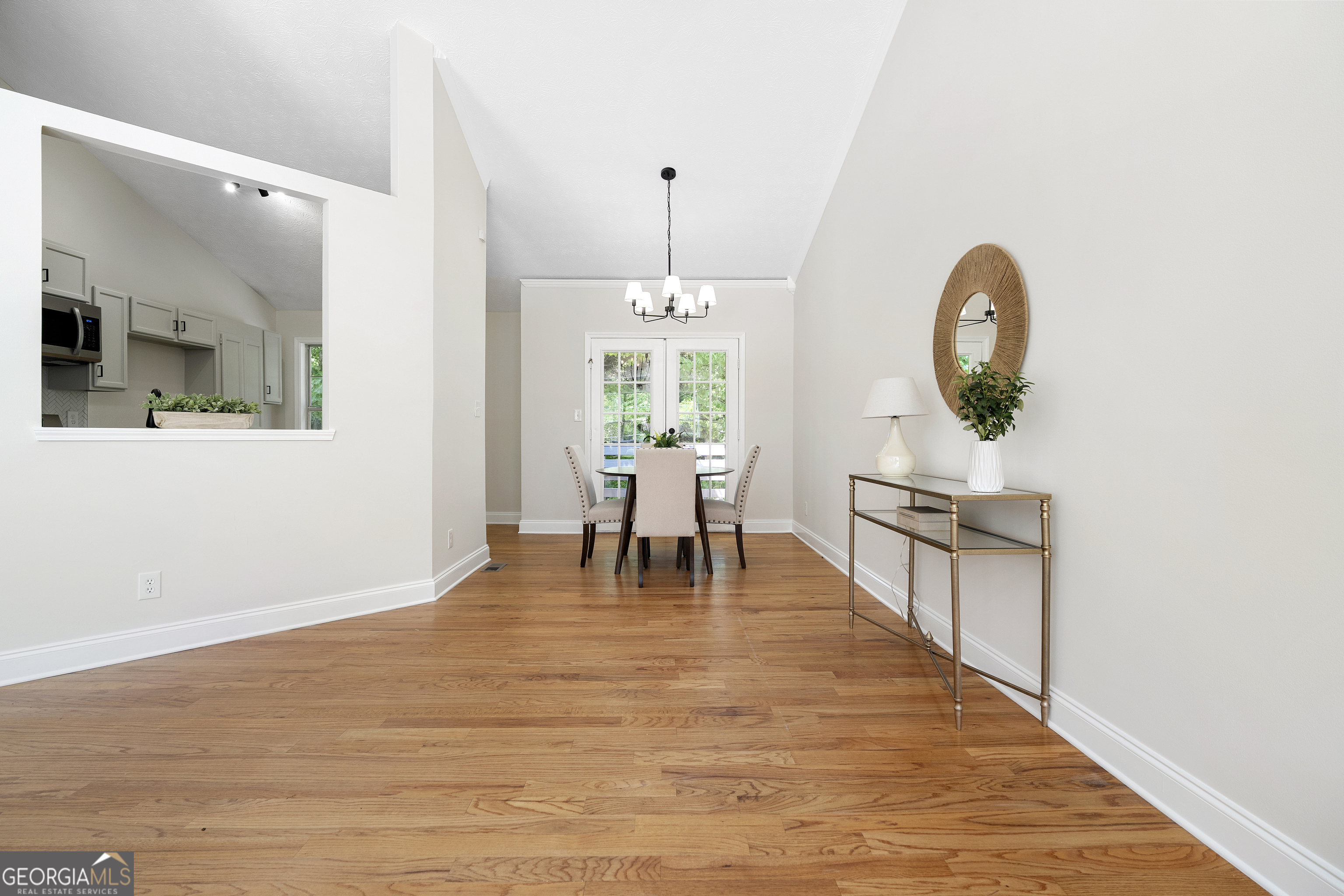 870 Long Branch Circle