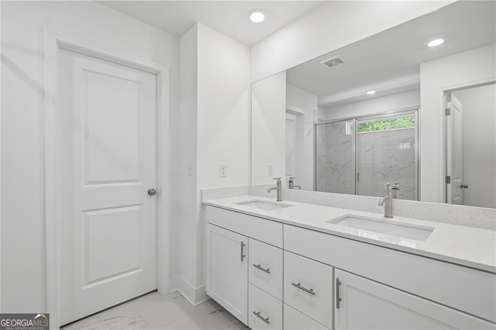 143 Meadow View Loop