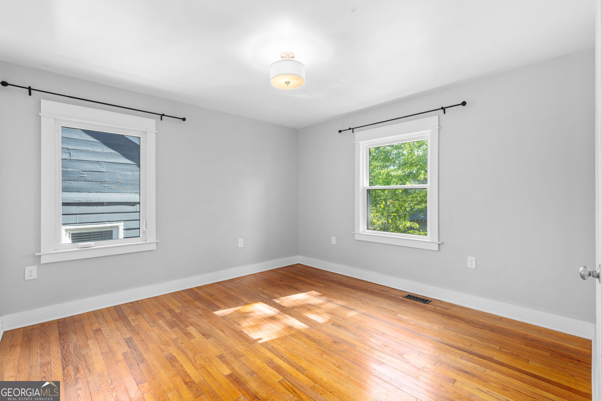 103 Mortimer Street SE