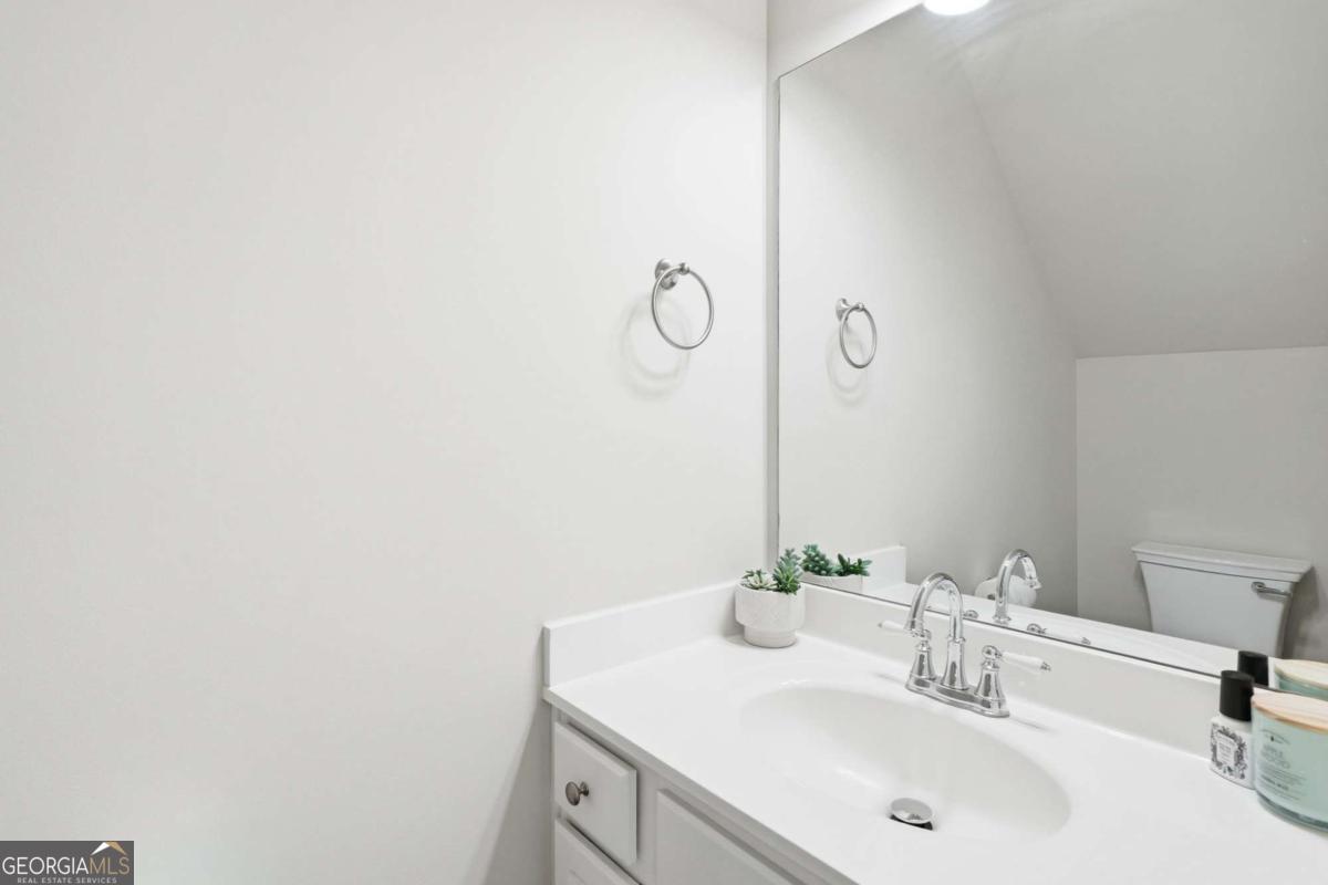 1033 Annazanes Court