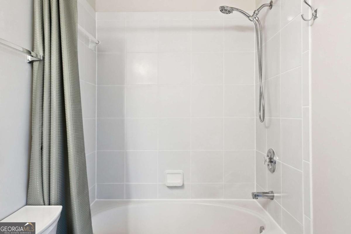 1033 Annazanes Court