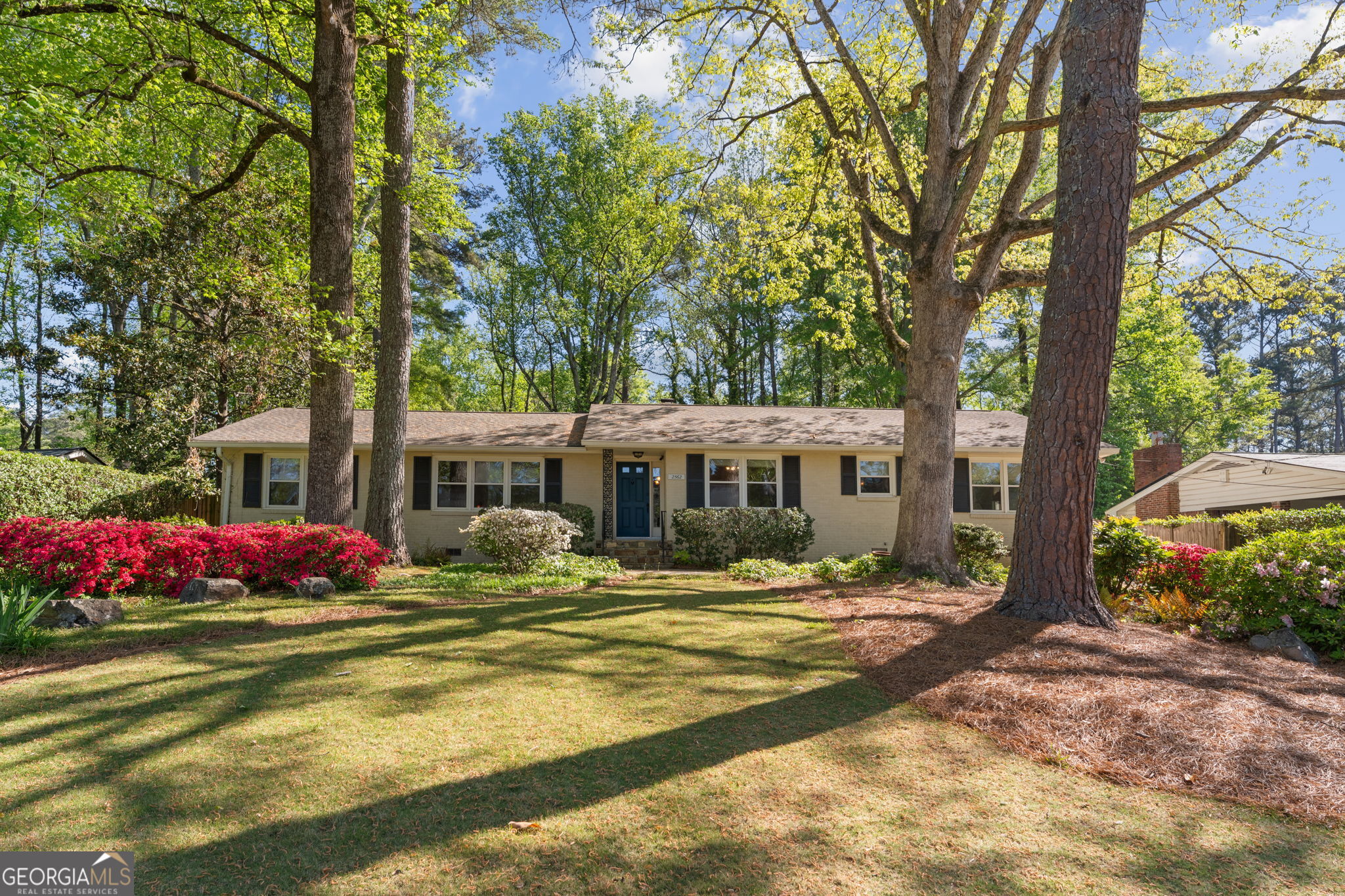2562 Circlewood Road NE