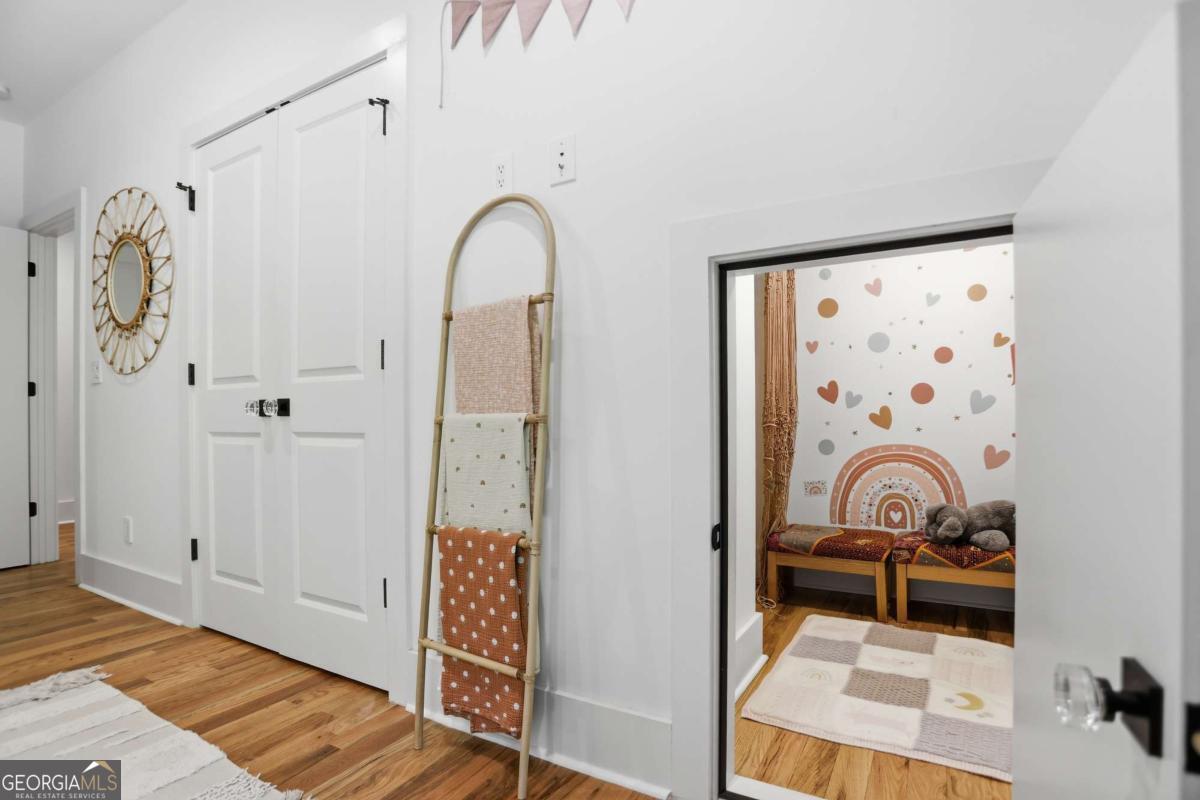 2420 Wawona Drive NE