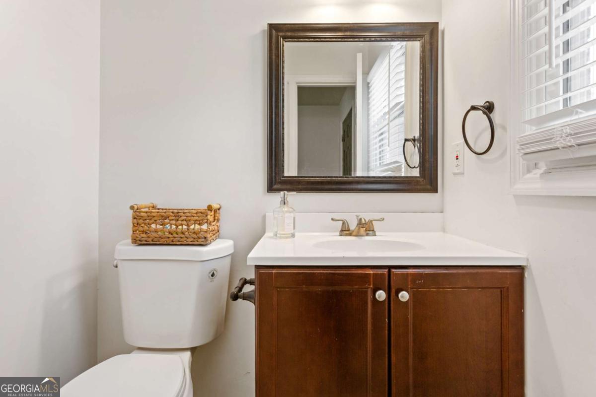 874 Baltimore Place SW