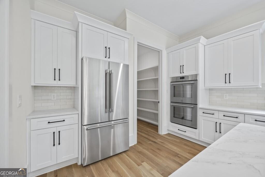 611 Foster Park Lane