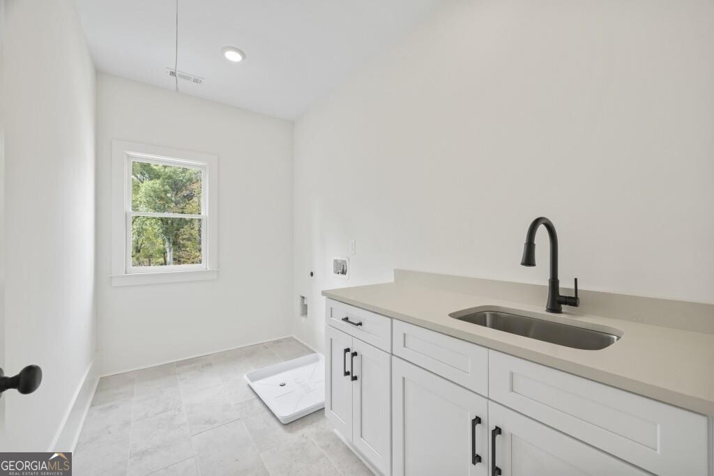 611 Foster Park Lane