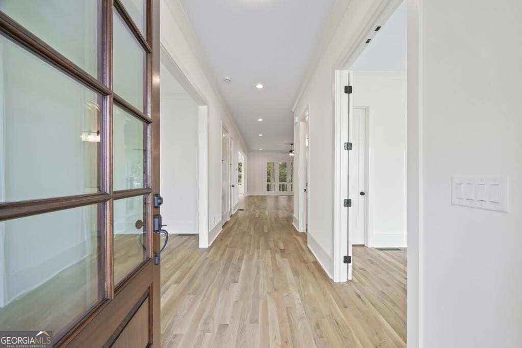 611 Foster Park Lane