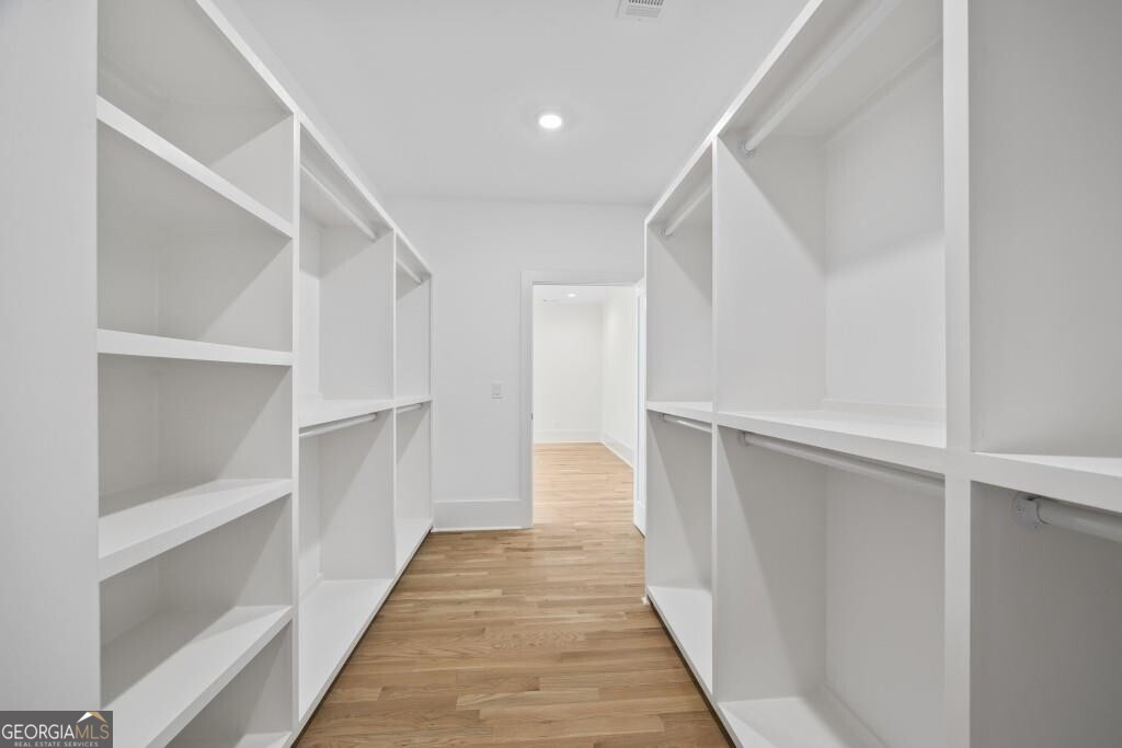 611 Foster Park Lane