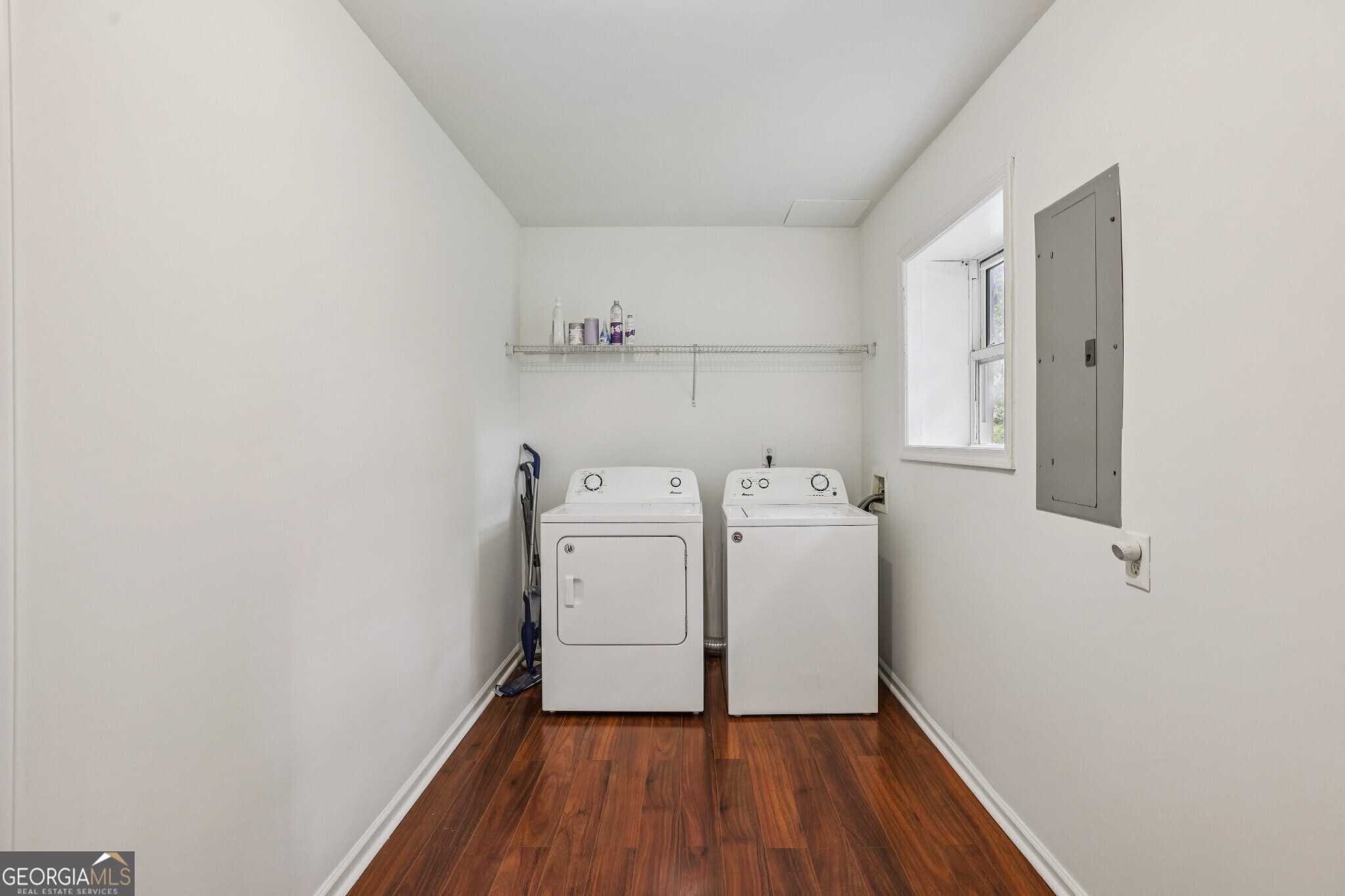 3453 Tulip Drive