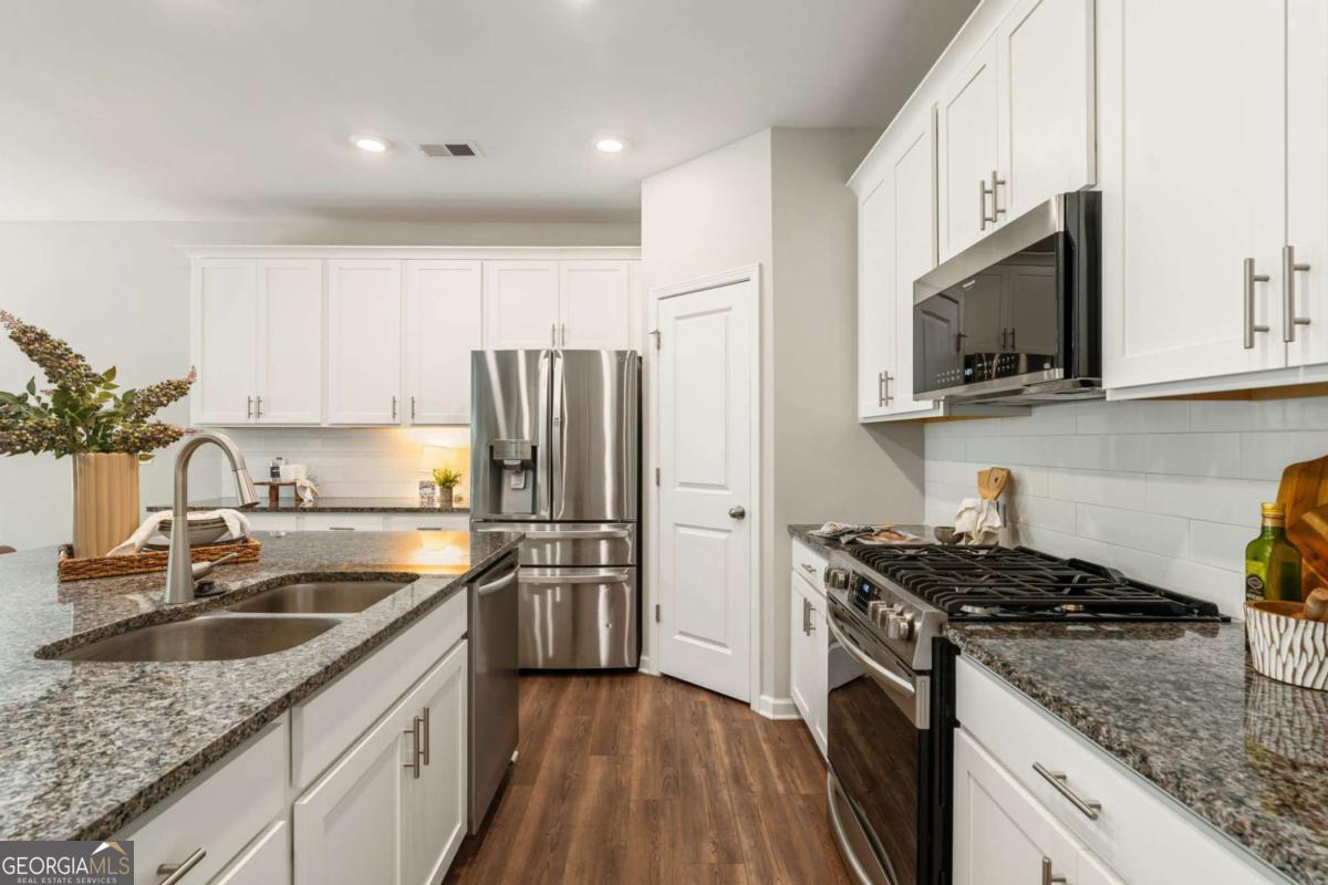 3395 Park Pointe Circle