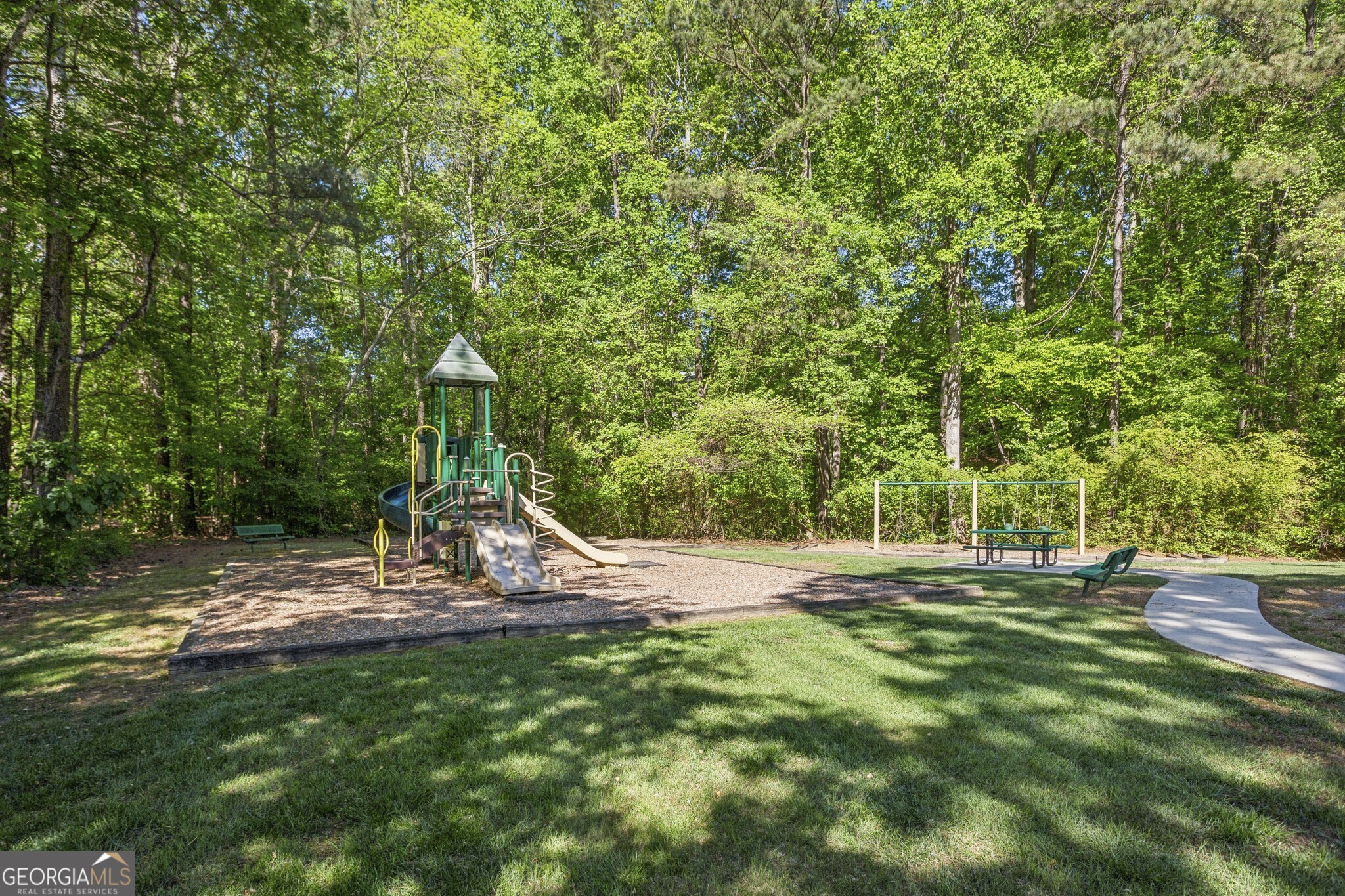 2158 Marne Glen NW
