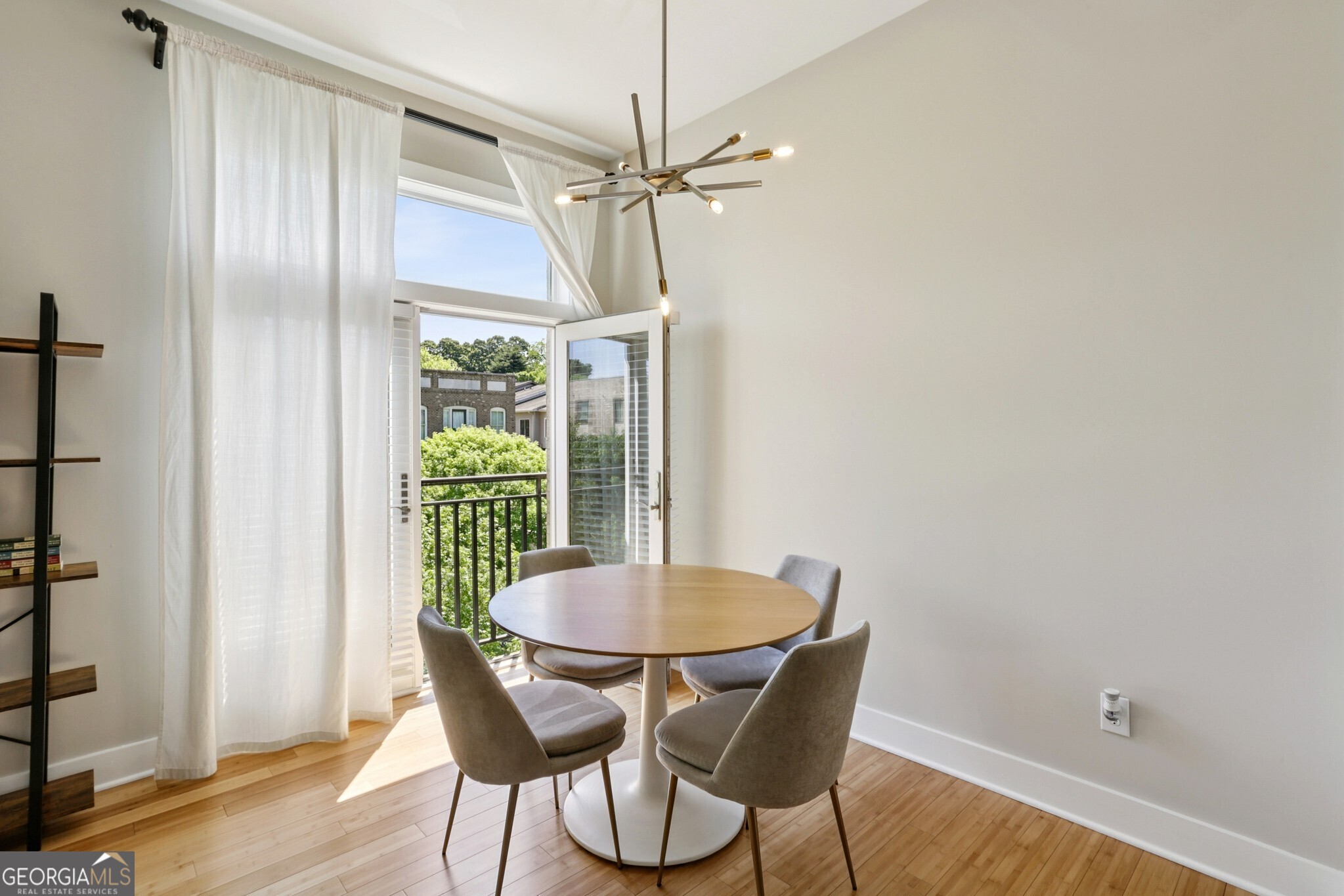 933 Garrett Street SE # 306
