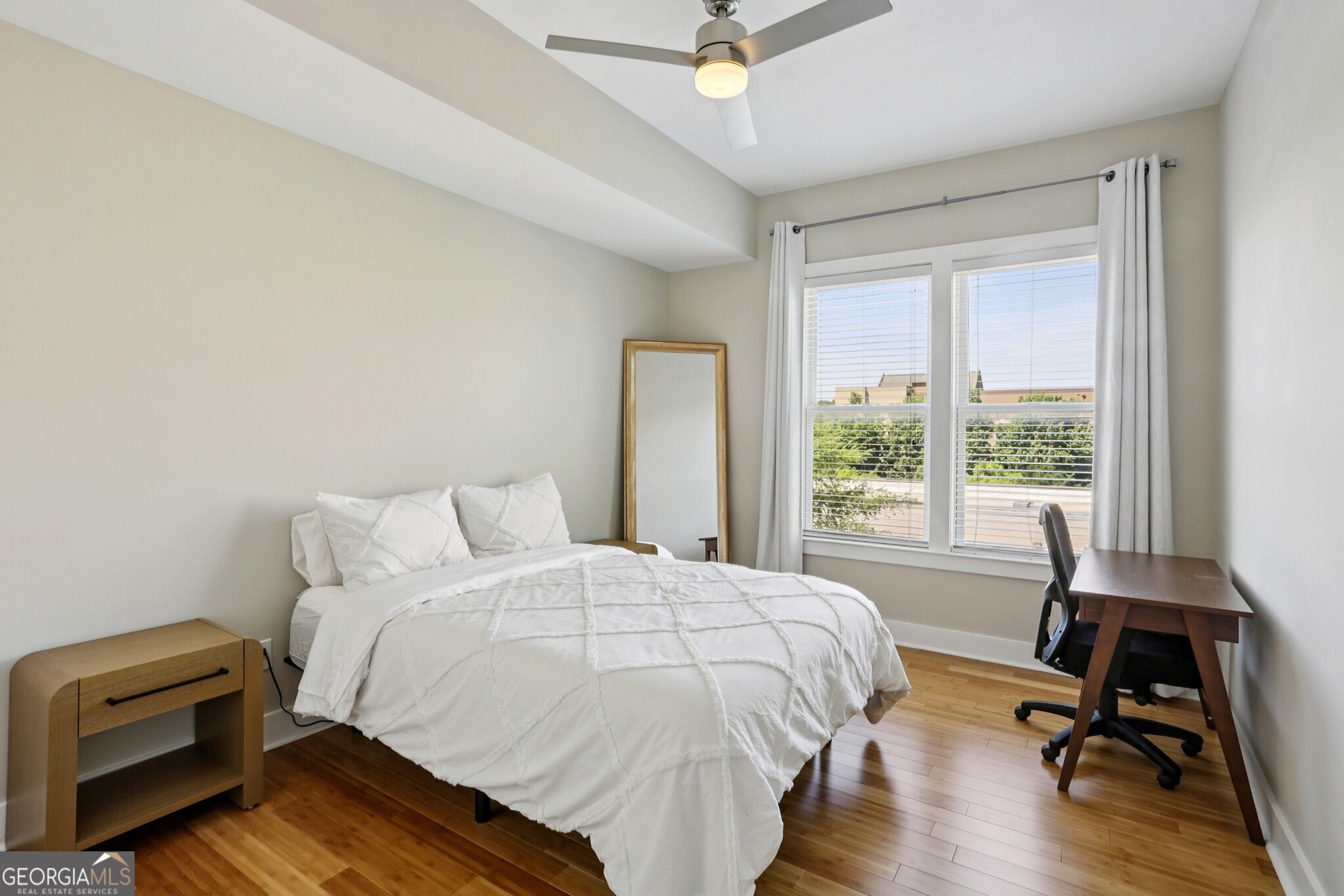 933 Garrett Street SE # 306