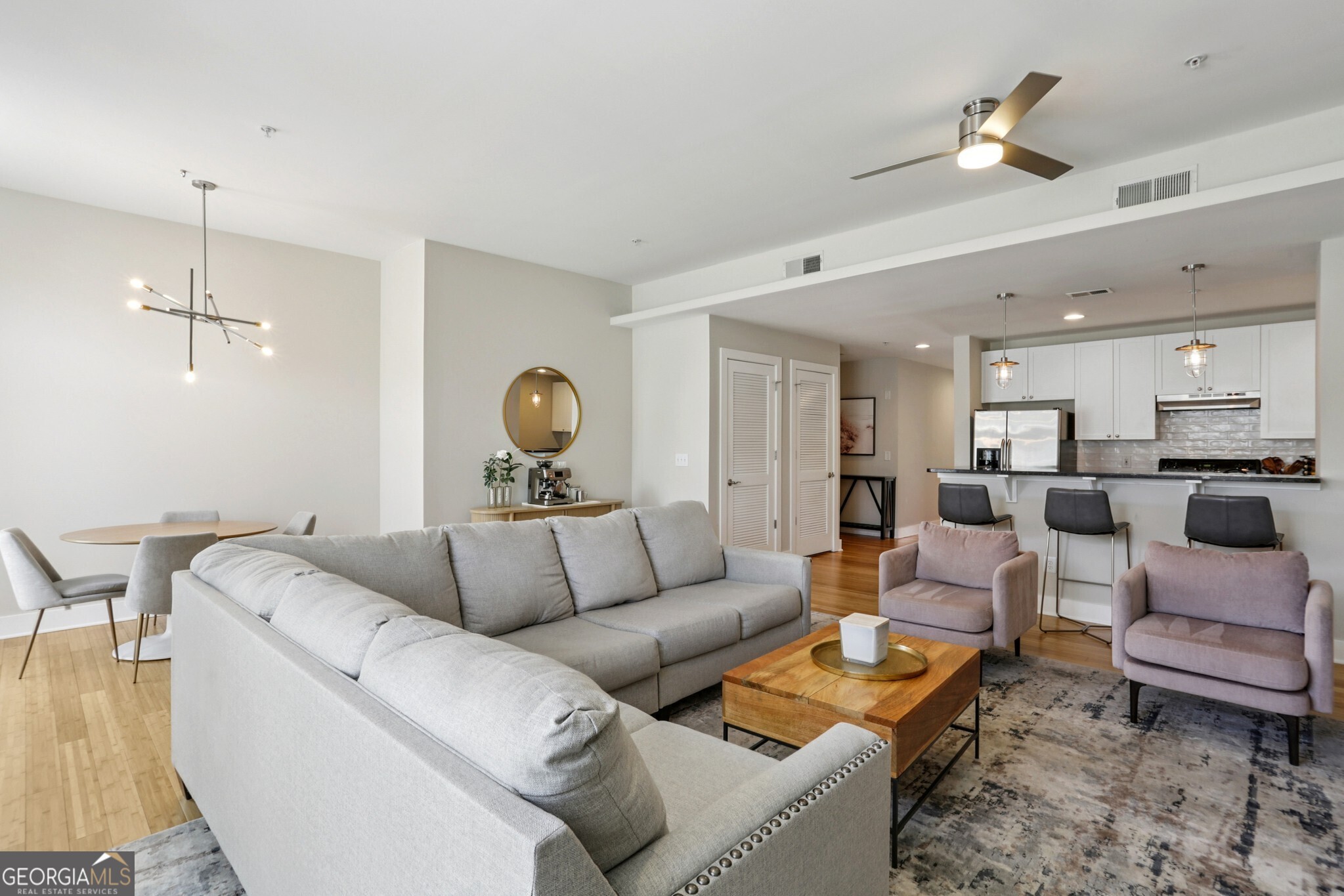 933 Garrett Street SE # 306
