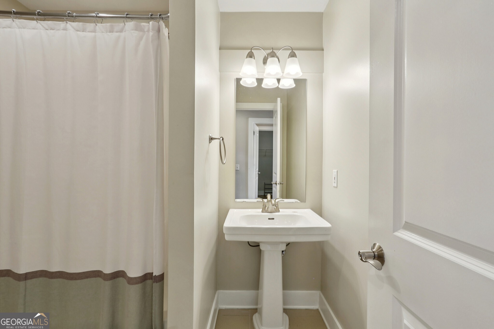 933 Garrett Street SE # 306