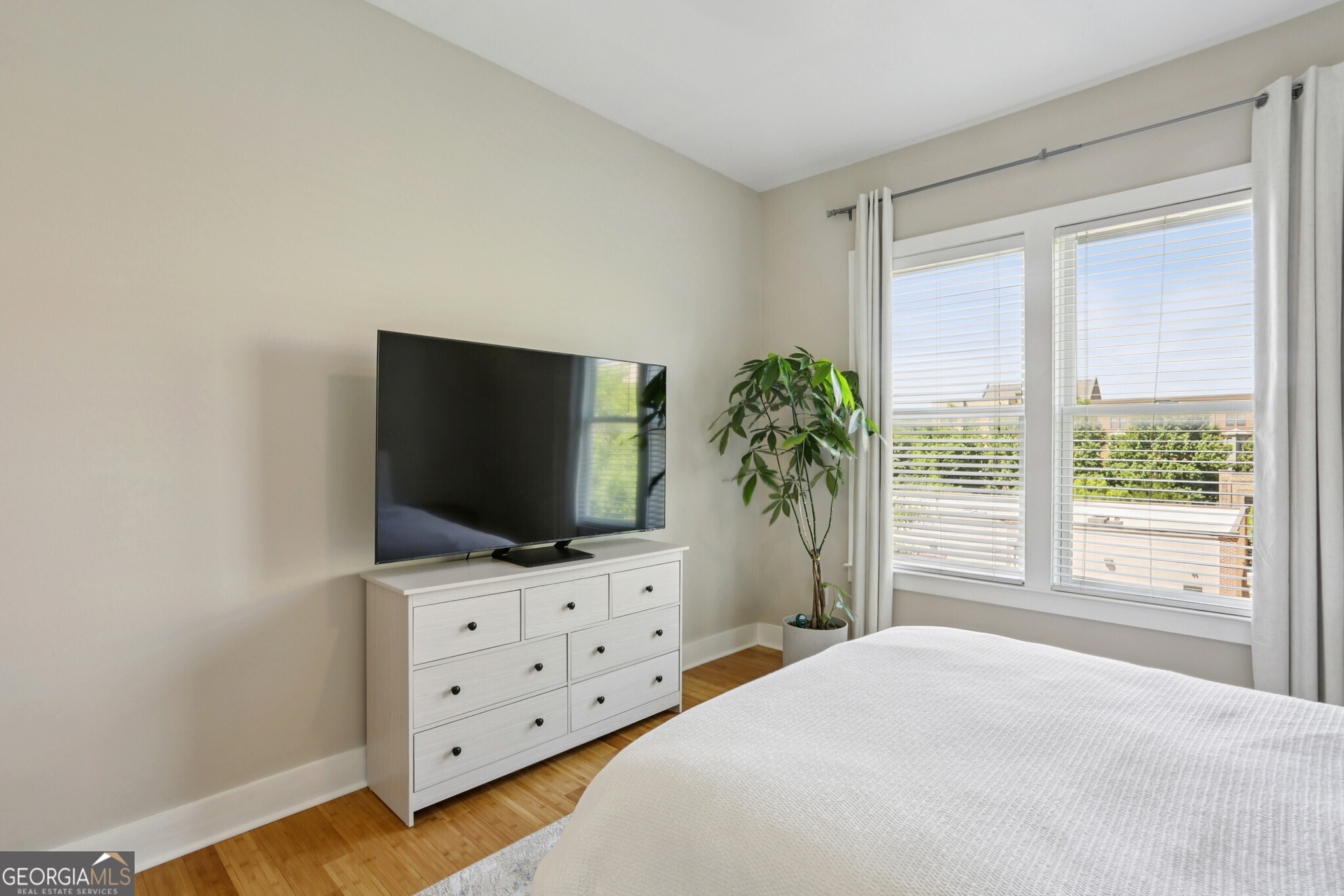 933 Garrett Street SE # 306