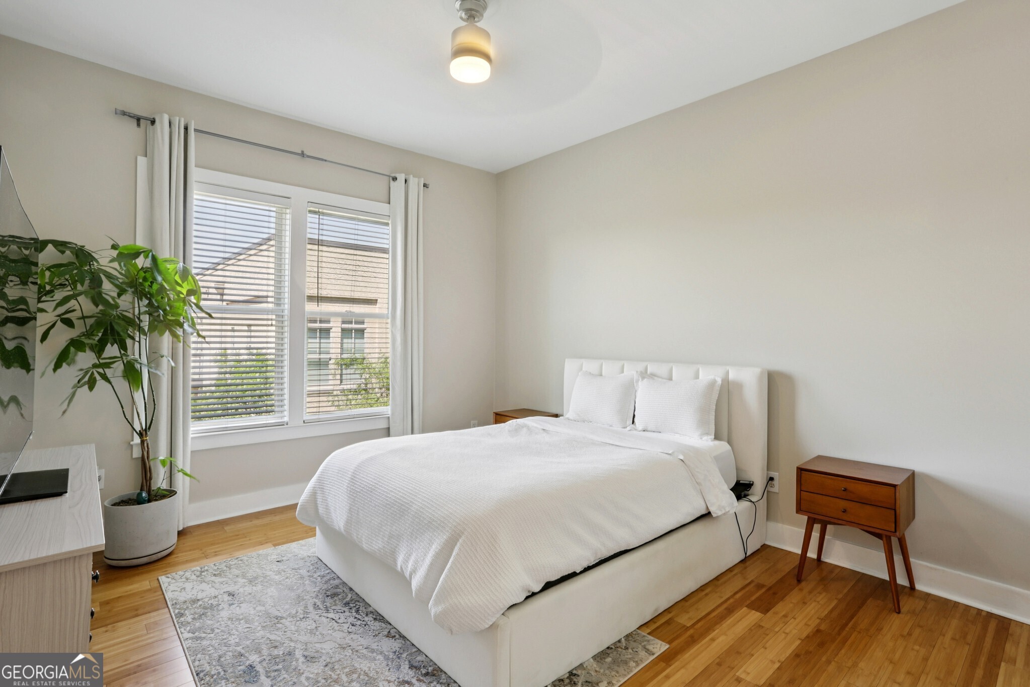 933 Garrett Street SE # 306