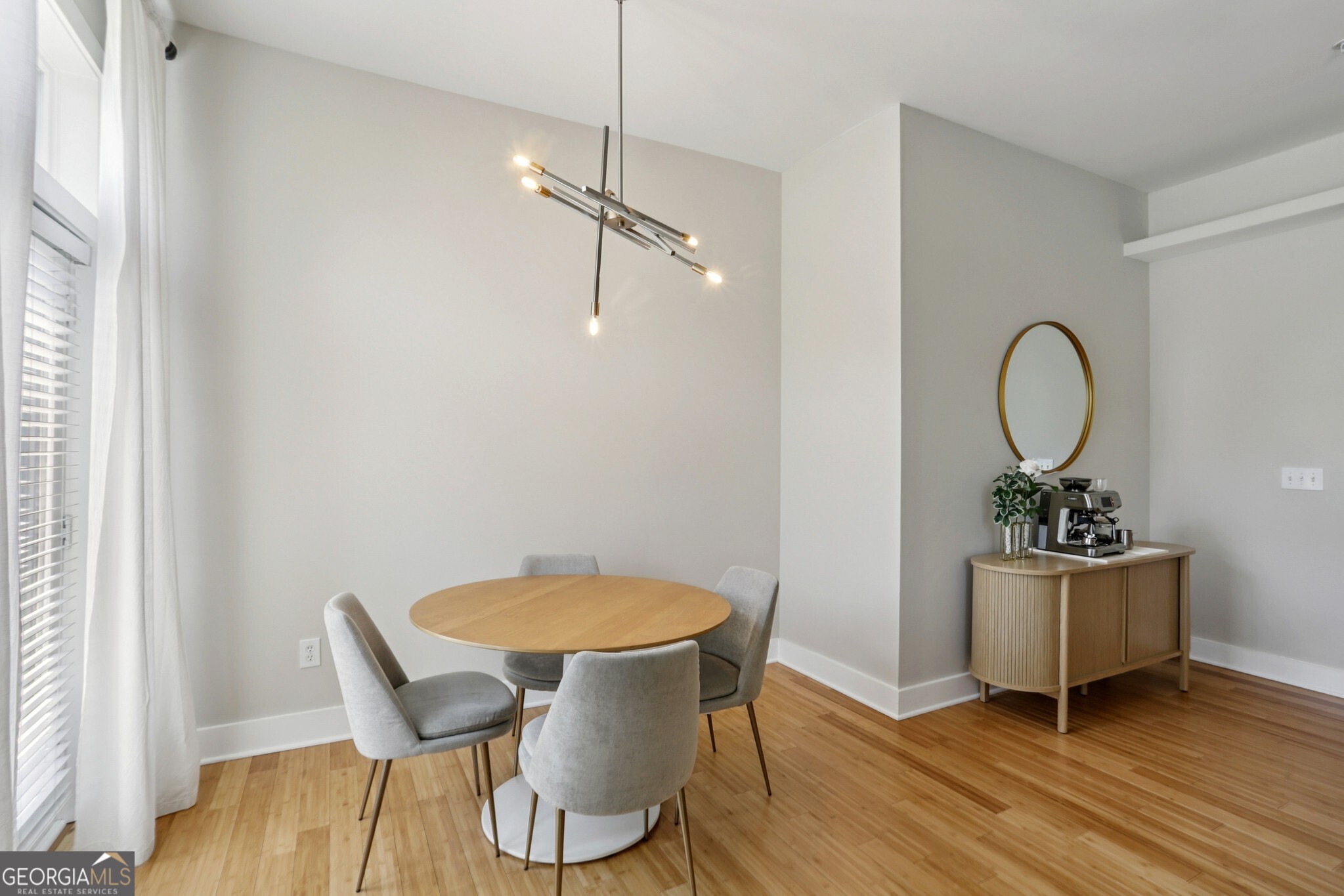 933 Garrett Street SE # 306