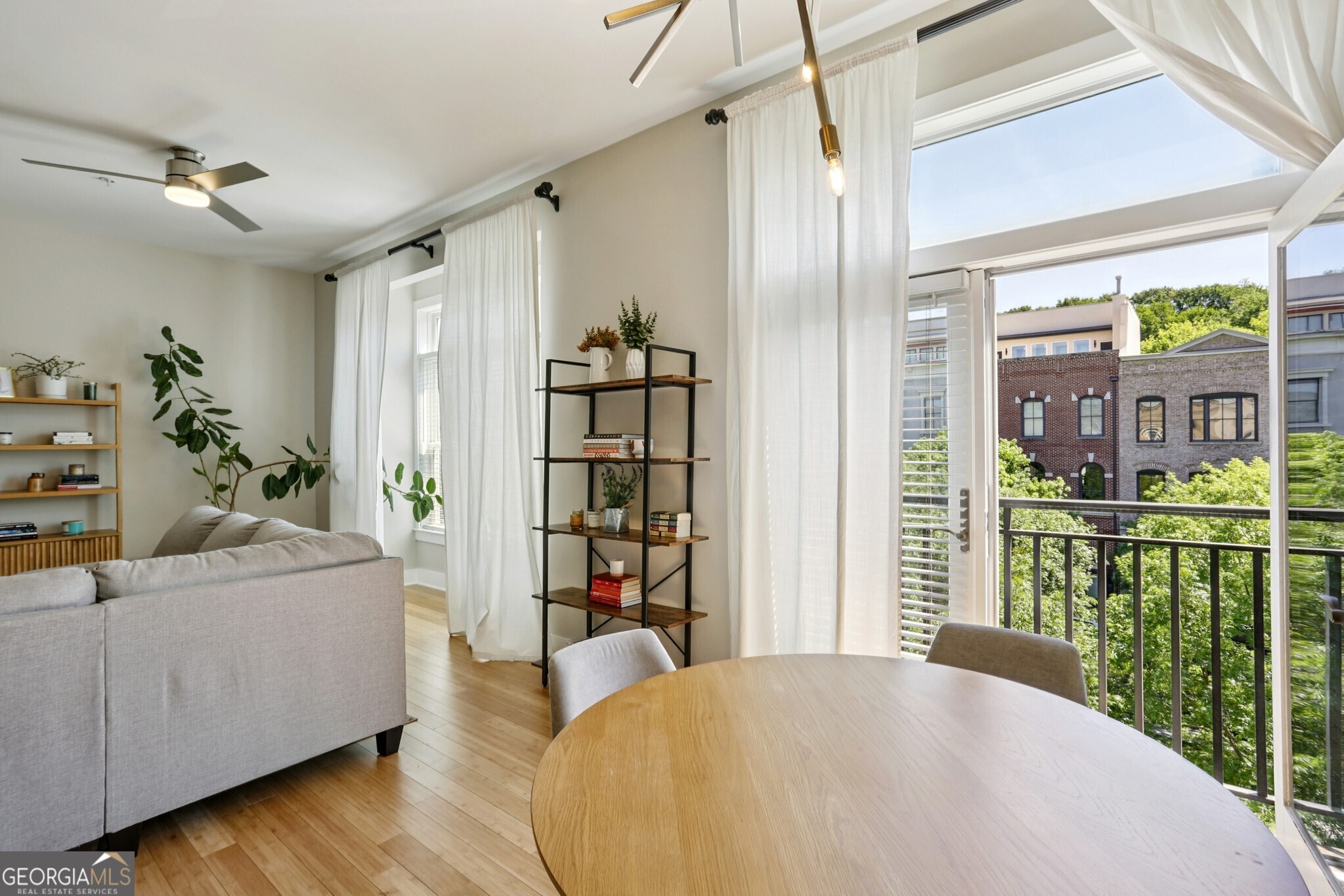 933 Garrett Street SE # 306