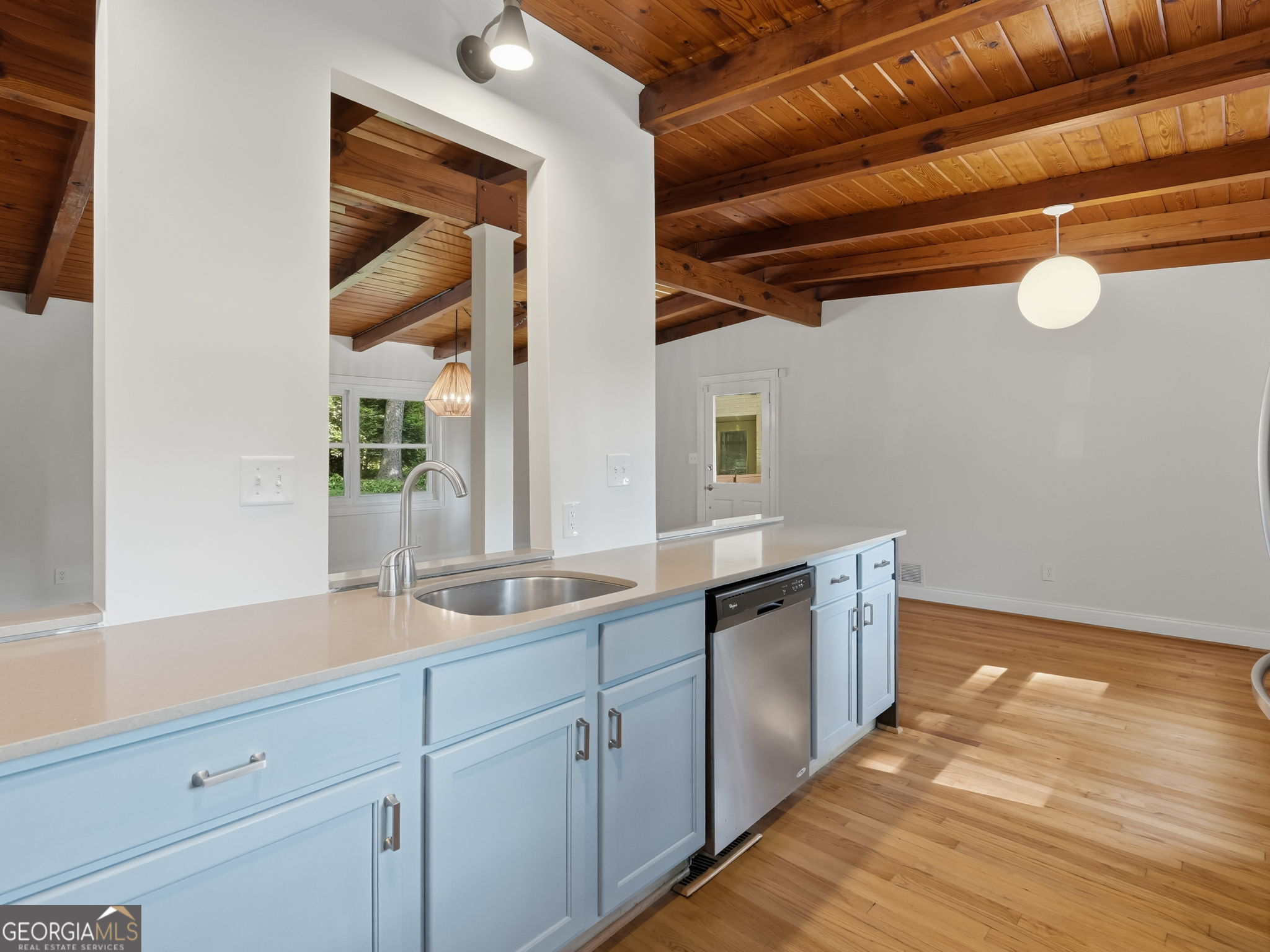 1963 Forest Green Drive NE