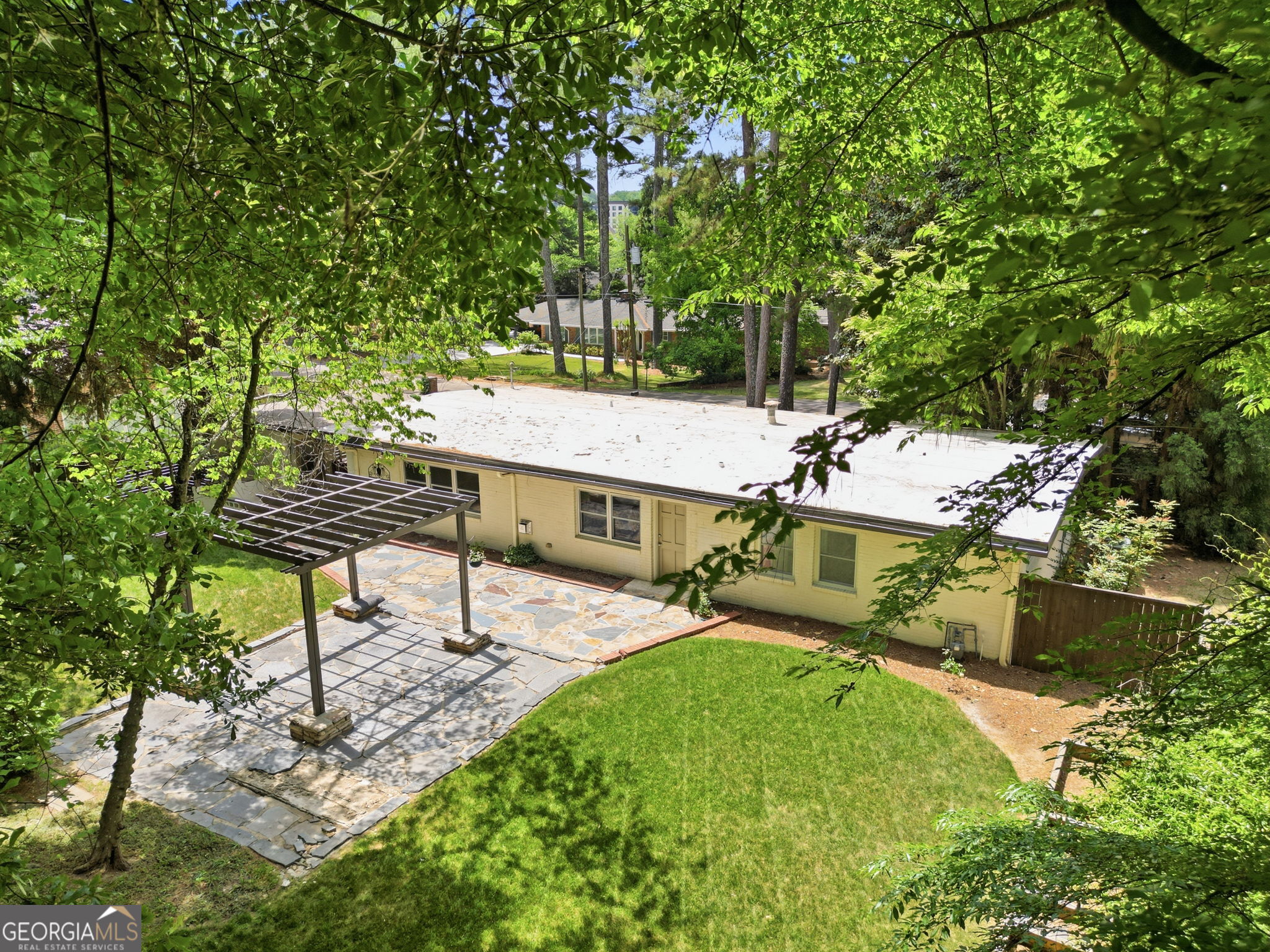 1963 Forest Green Drive NE