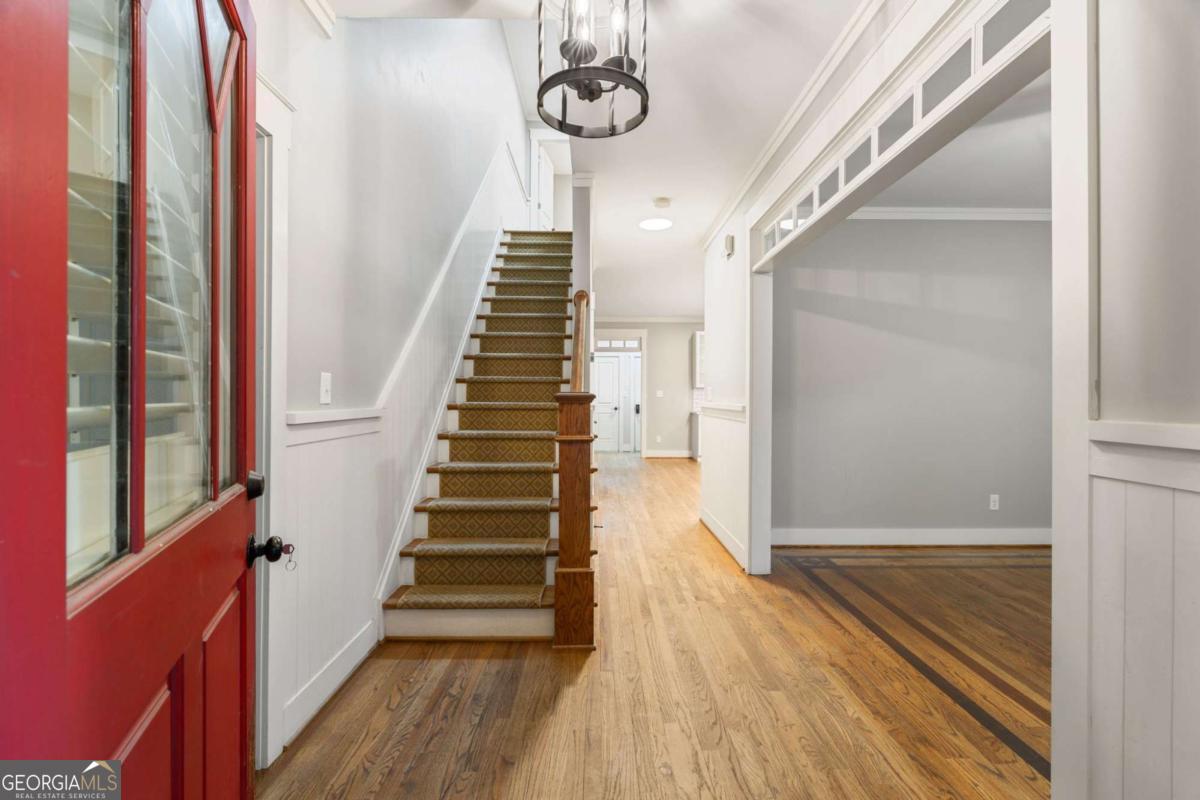 2594 Old Roswell Road SE