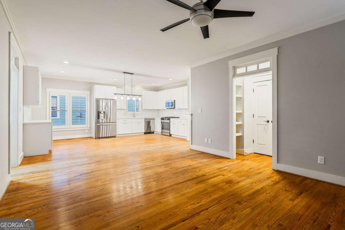 2594 Old Roswell Road SE